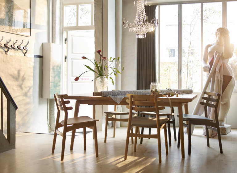 FDB Møbler J48 Eetkamerstoel eiken textiel naturel anthraciet