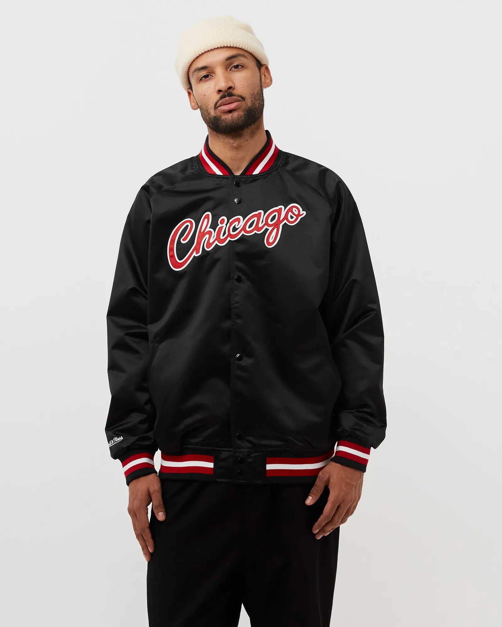Mitchell & Ness NBA Lightweight Satin Jacket Chicago Bulls