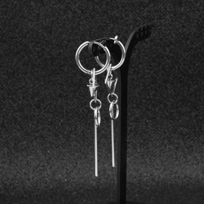 Juanitro - Geometrische oorbel / clip-on oorbel