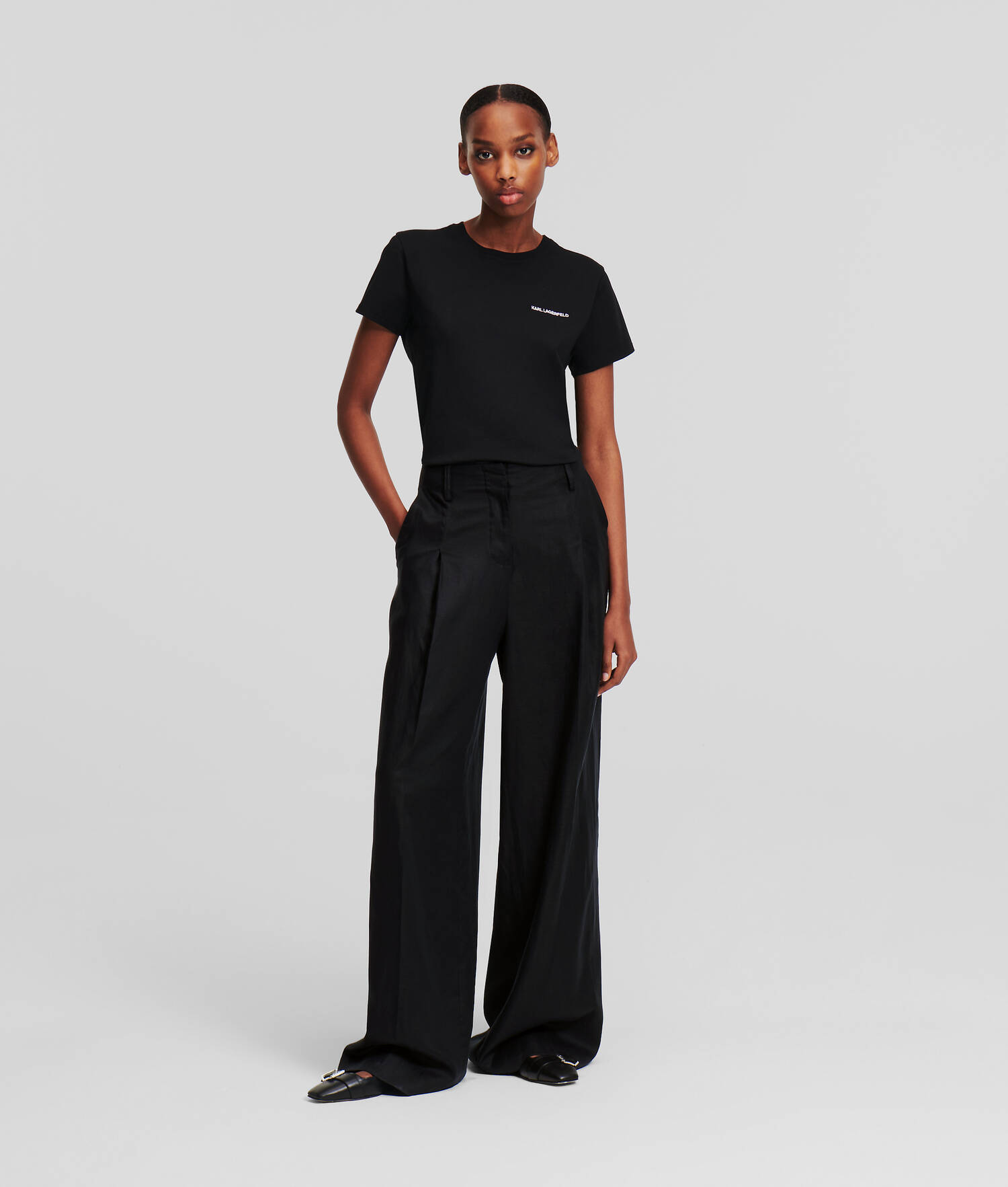 PANTALON LARGE À TAILLE HAUTE