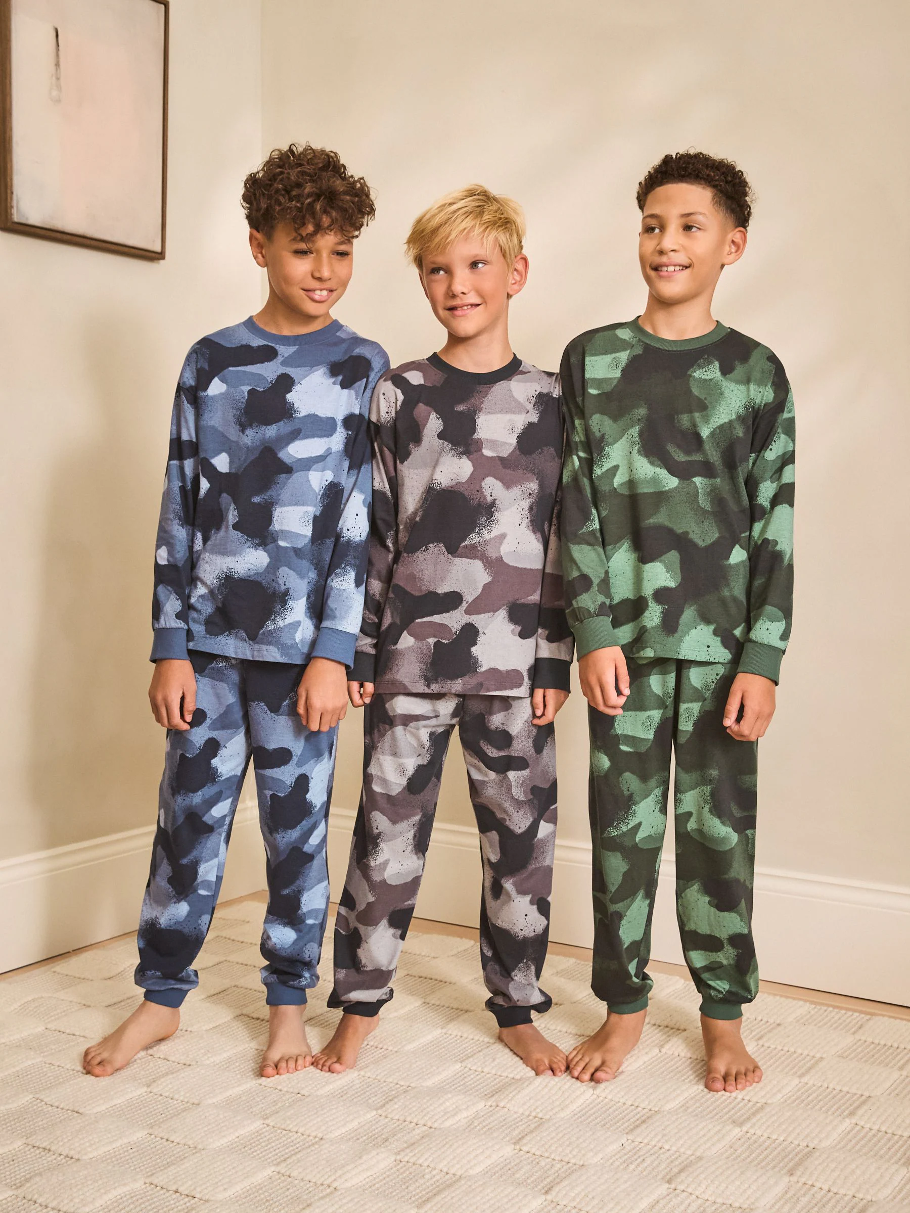 Meerkleurige camouflageprint - Verpakking van 3 pyjama's met lange mouwen (3-16 jr)