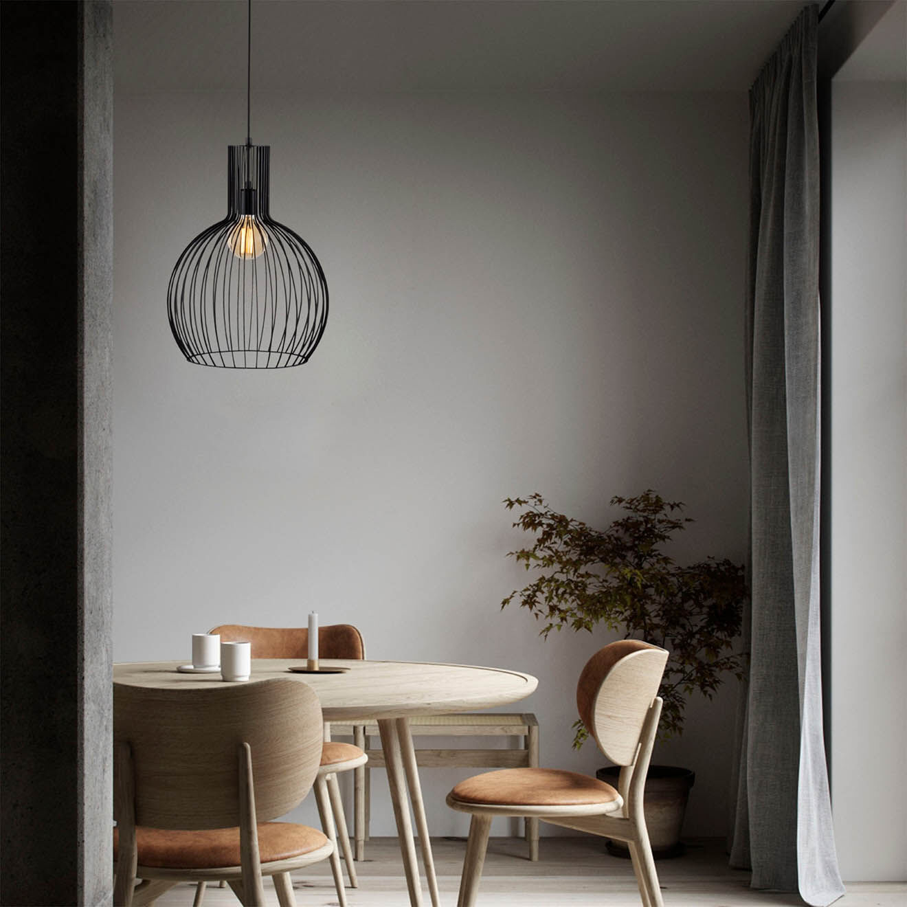Sheen Suspension Fellini noire - 38x146 cm