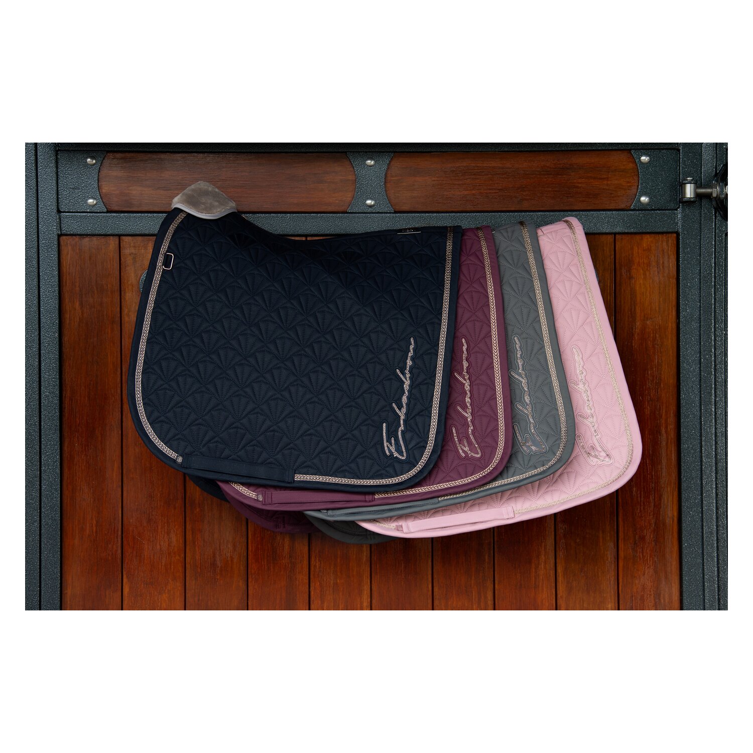 ESKADRON Heritage Schabracke Sparkle Peacock - pearl rose