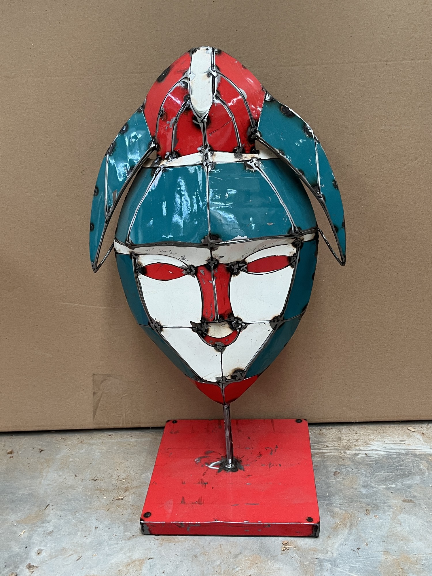 Maske 'Jester' aus Ölfässern, multicolor, H 58 cm, B 37 cm, L 37 cm von fischer's lagerhaus