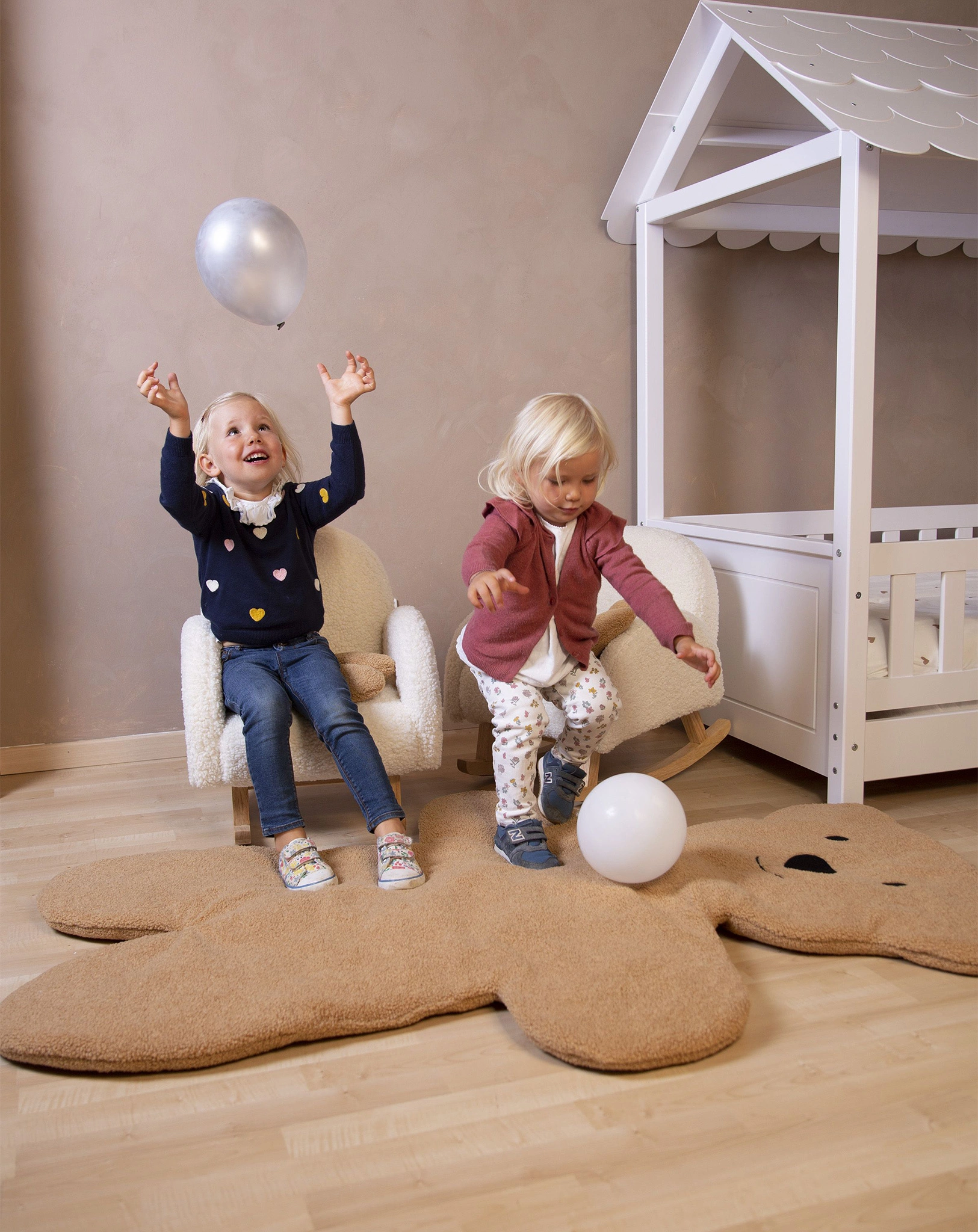 Spielteppich TEDDYBÄR (150x109) in braun