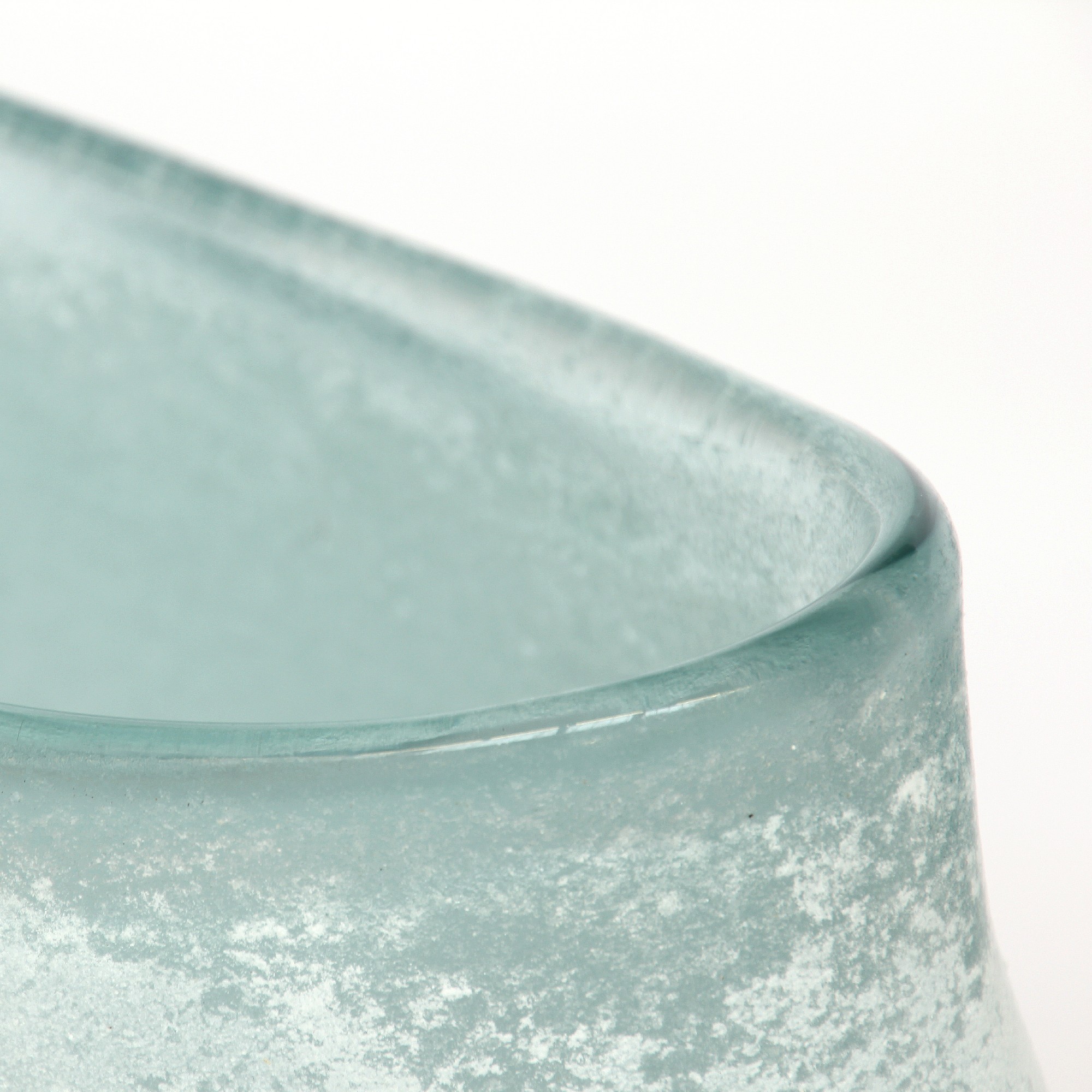 Glasvase 'Glacial', hellblau, T 12 cm, B 23 cm, H 19 cm von fischer's lagerhaus