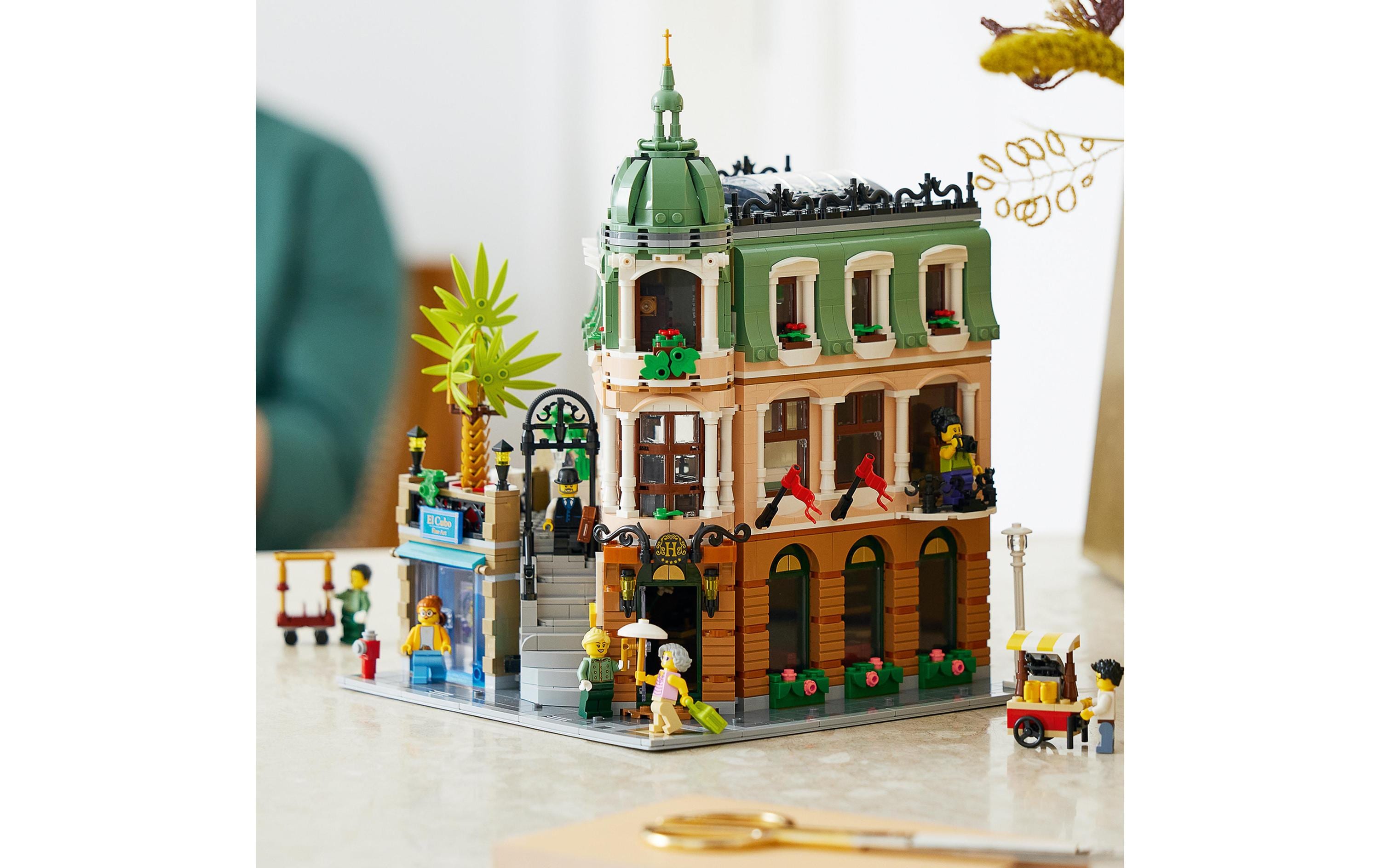 Boutique-Hotel 10297<br>Modellbausatz für Erwachsene, Modular Building
