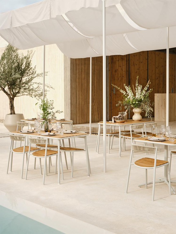 Bolia Kite tuintafel 75x75cm teak/grijs