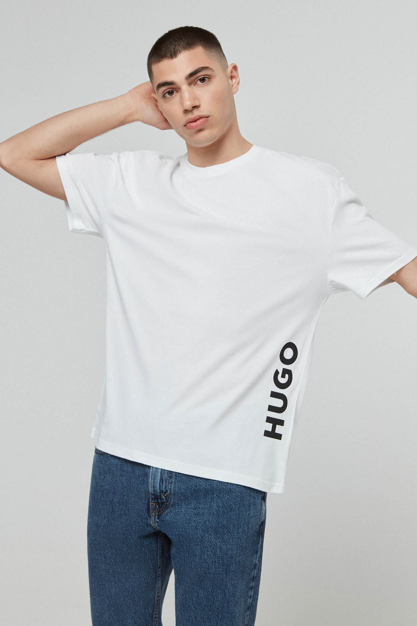 Camiseta cuello redonda - branca