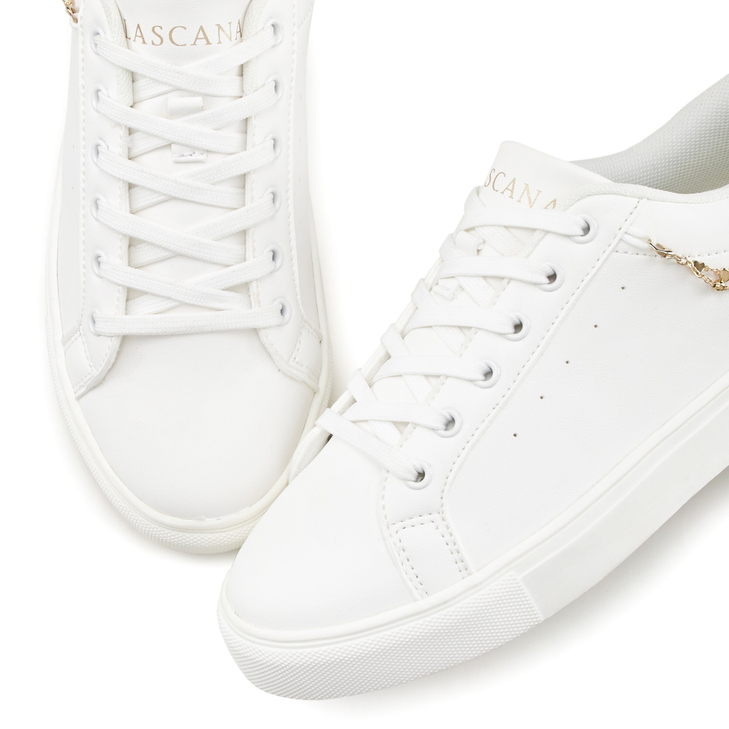 LASCANA Sneaker in weiß