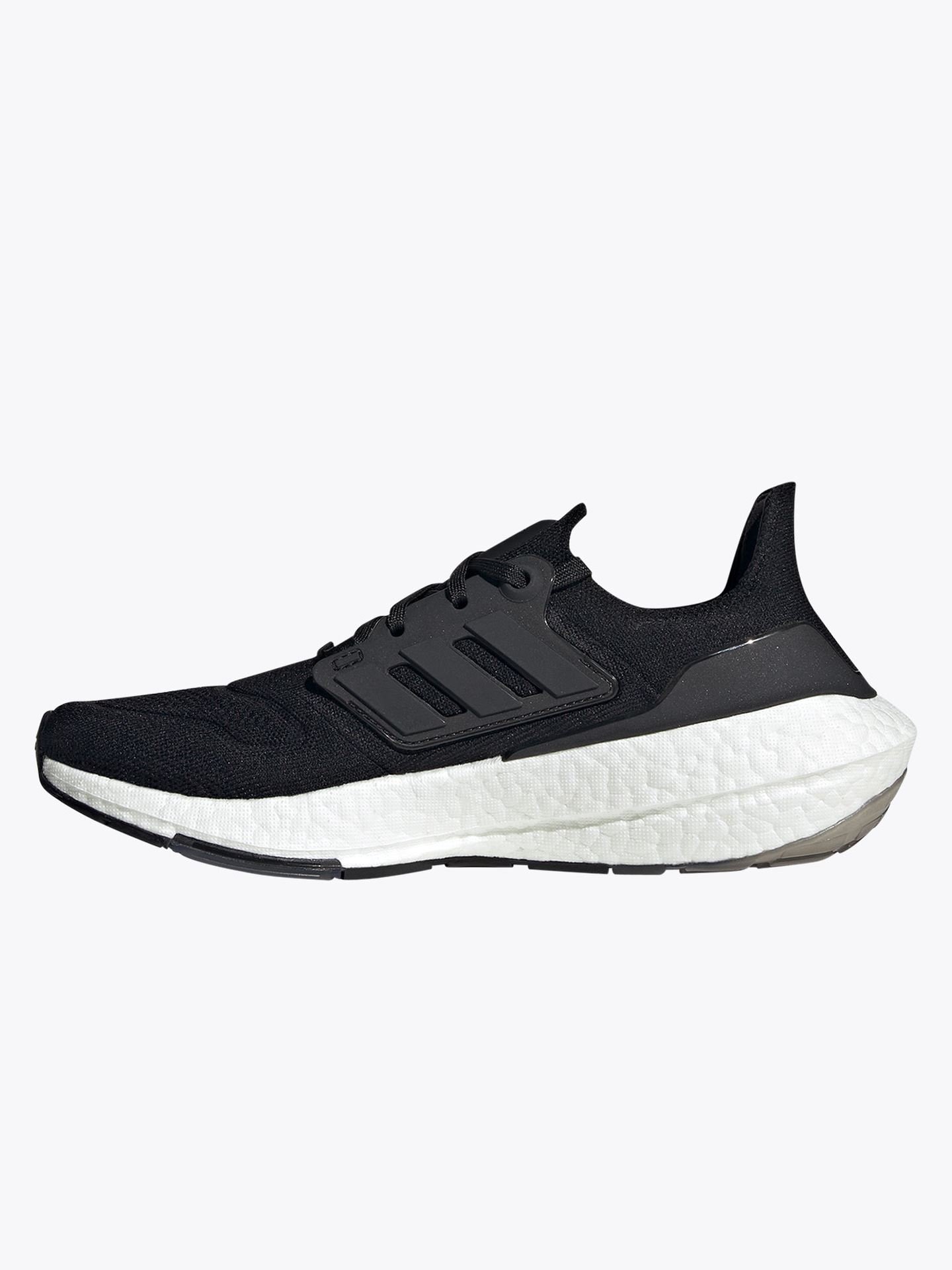 UltraBoost 22