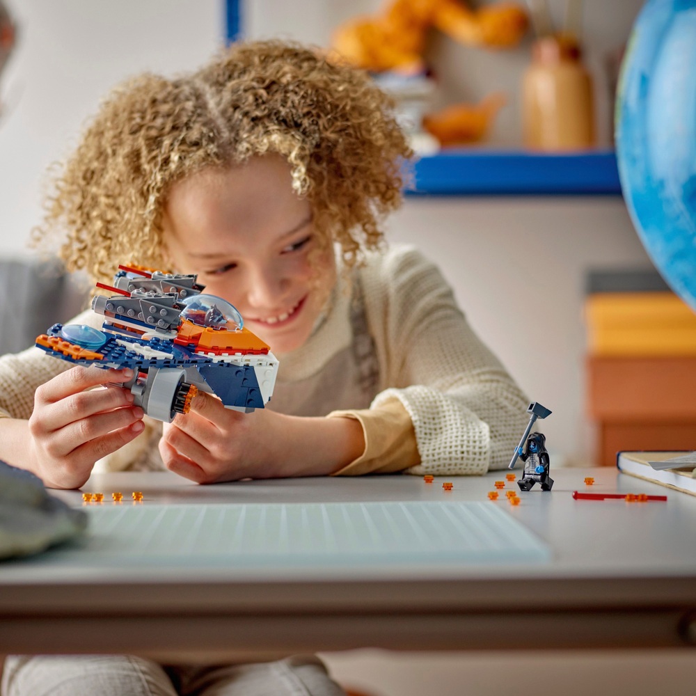 LEGO Marvel 76278 Rocket's Warbird vs. Ronan Set