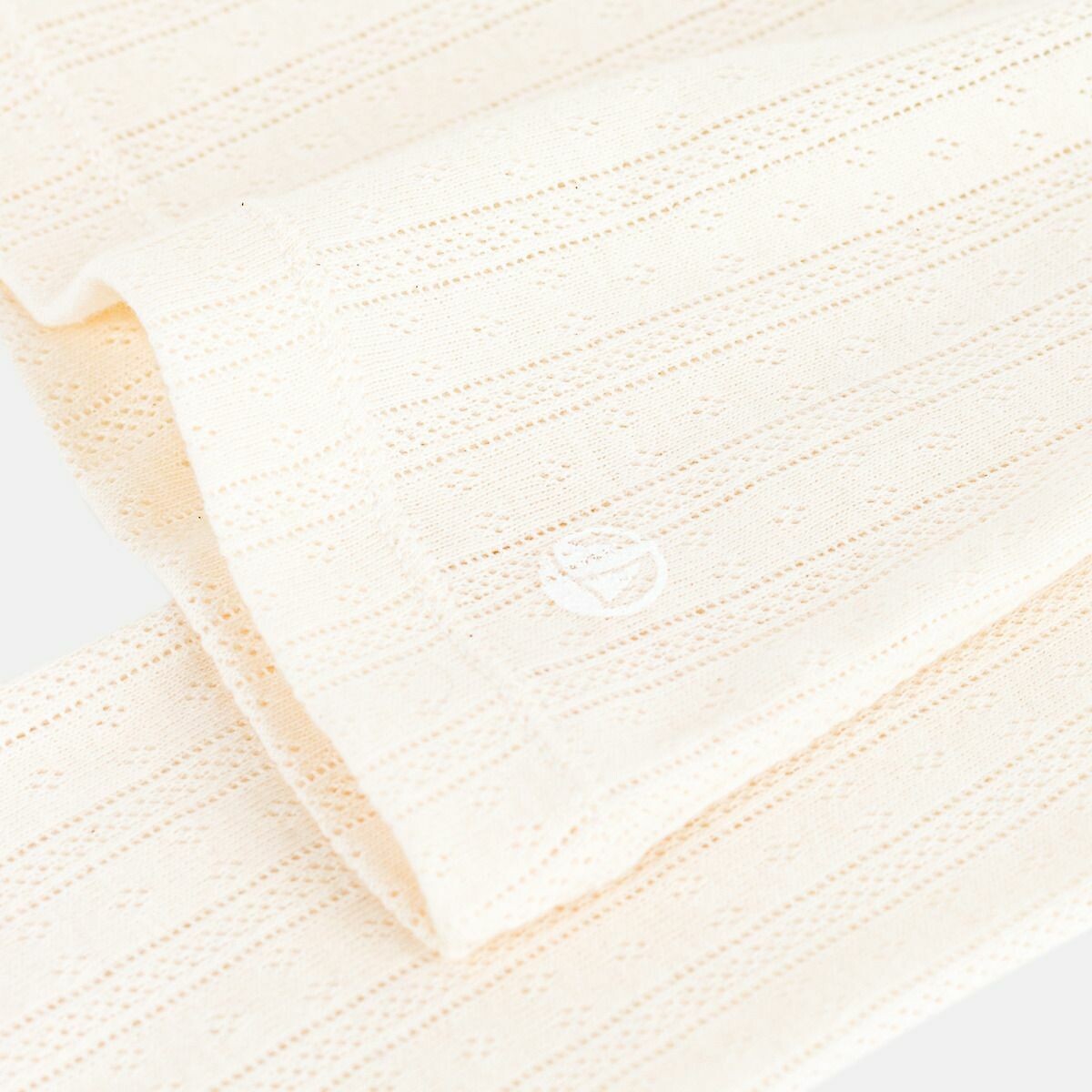 PETIT BATEAU<br>Camiseta feminina icônica feita de algodão vazado