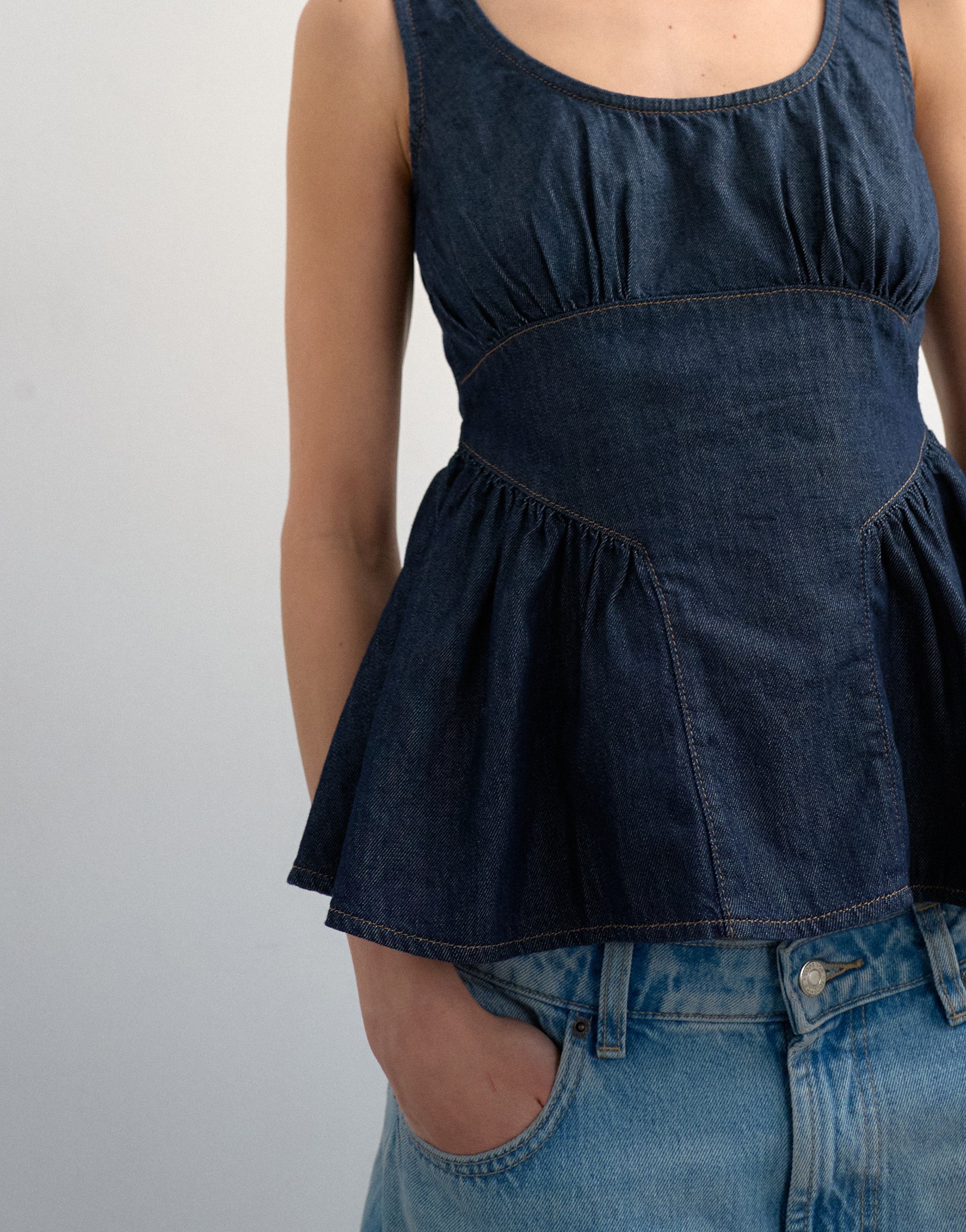TSELLE Top