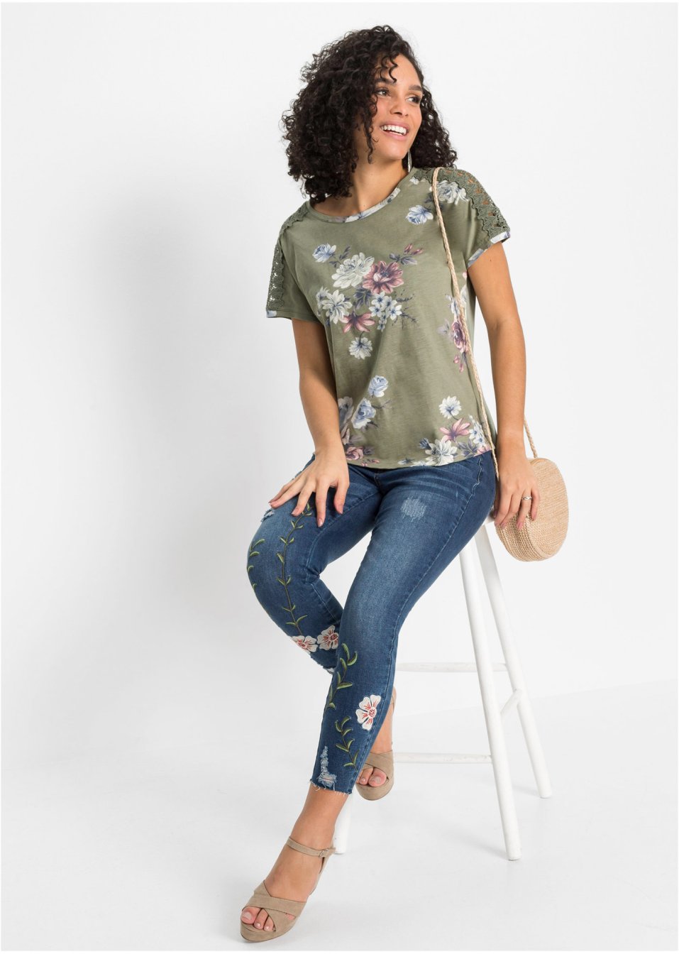 T-shirt imprimé avec dentelle