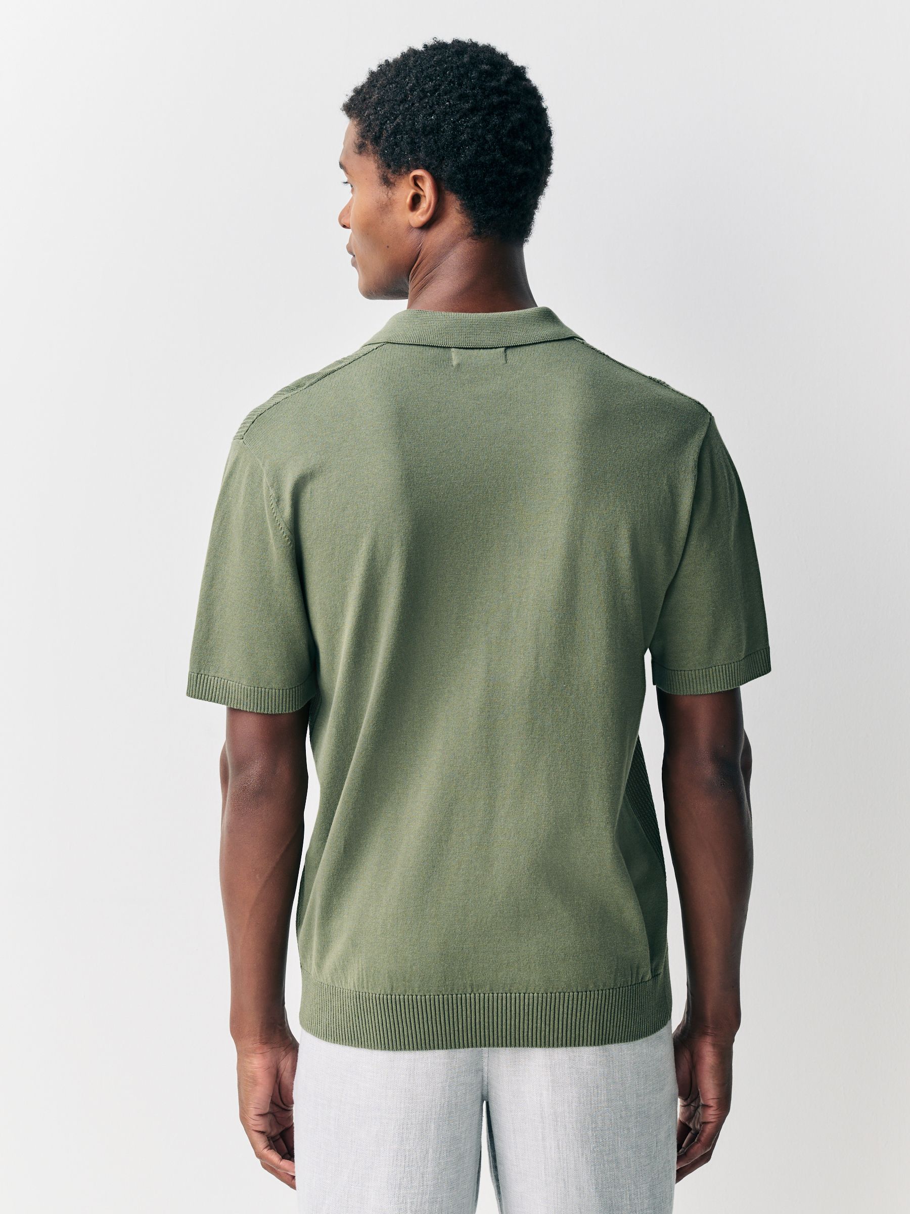 Groen - Regular-fit poloshirt met textuur, hoog katoengehalte, korte mouwen en gebreid