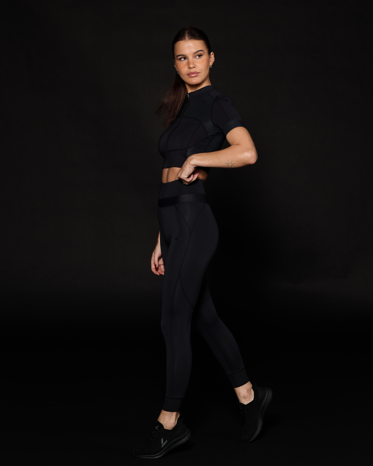 LEVITY Core Rib Tights Black