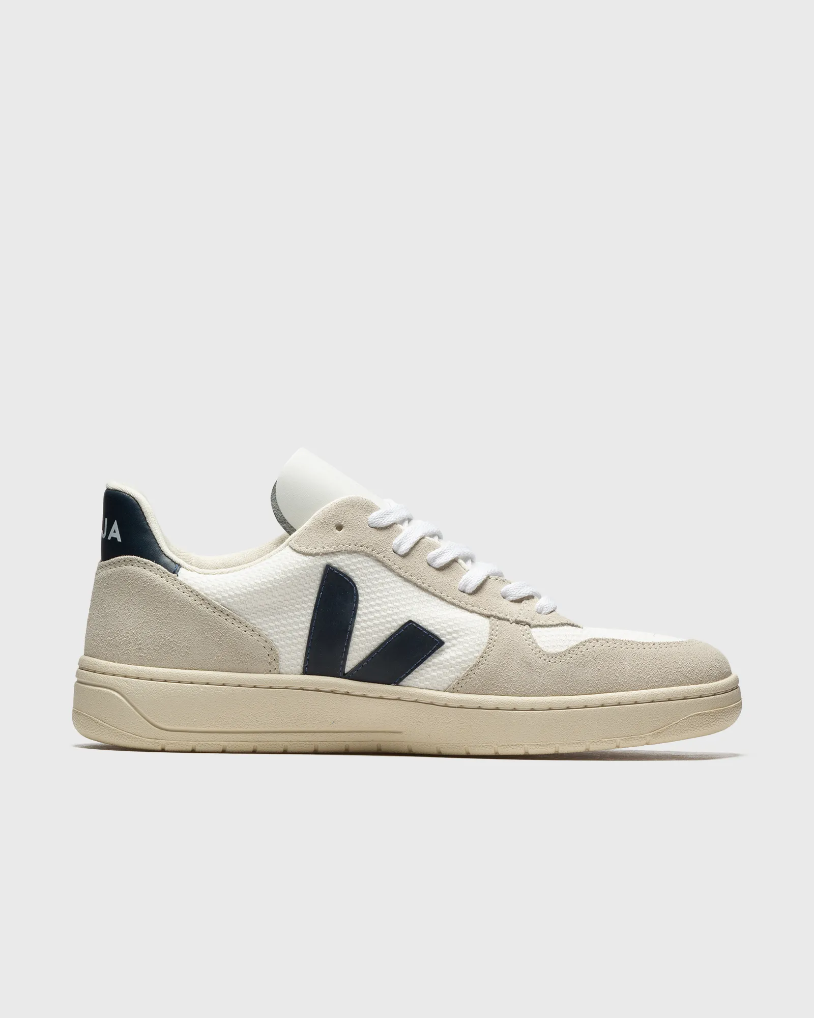 Veja V-10 B-MESH