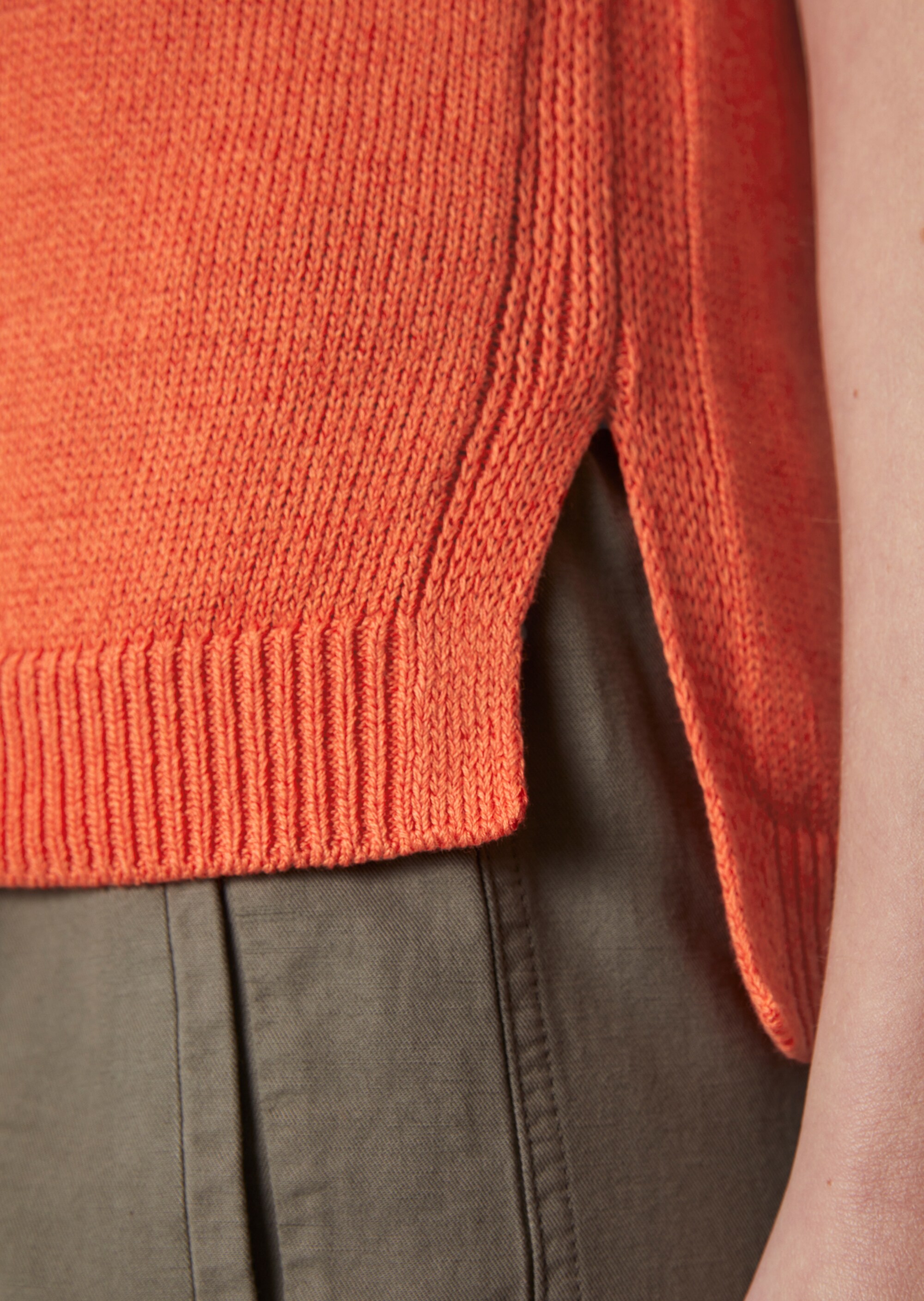 Ärmelloser Strickpullover regularaus Leinen-Mix