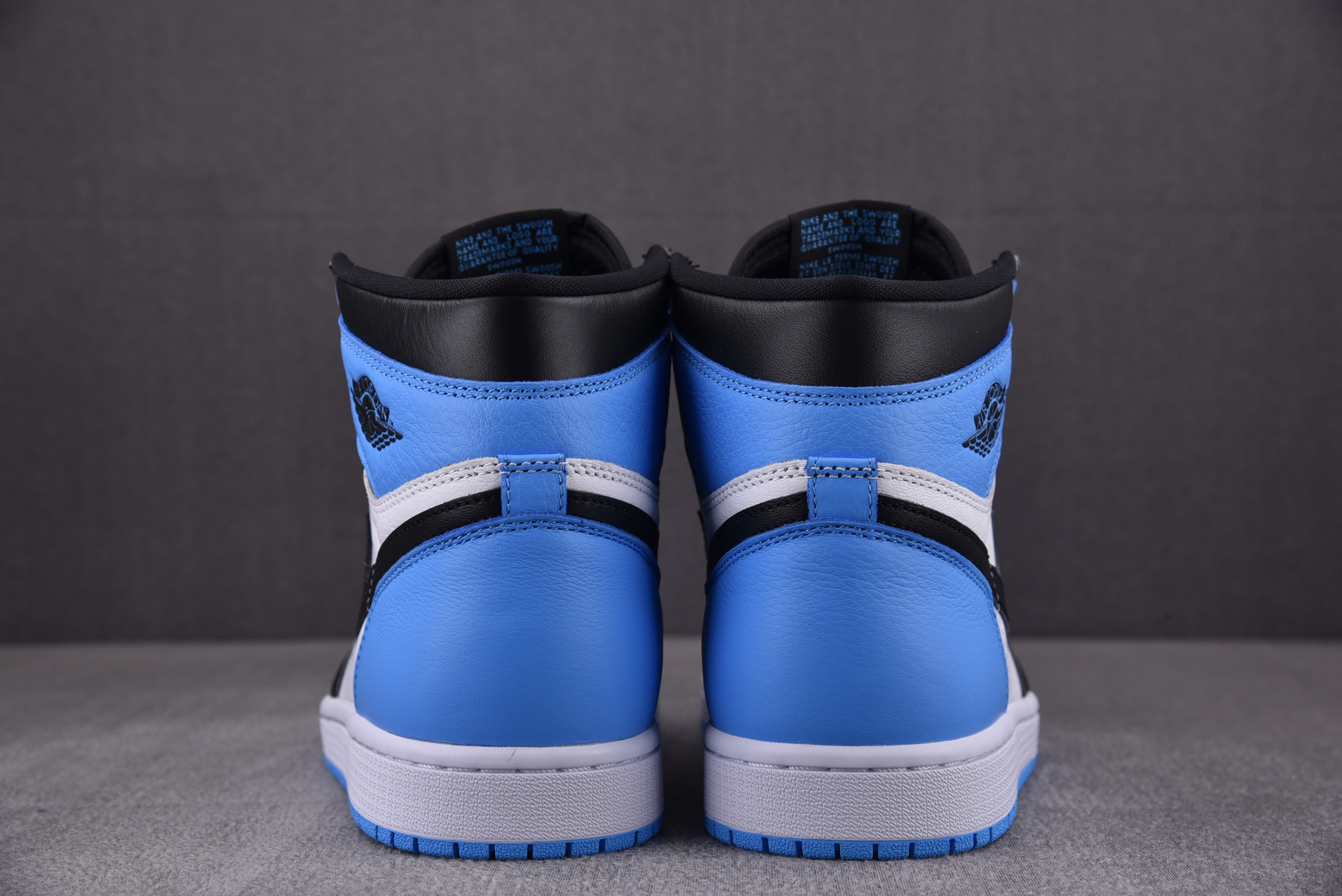 Air Jordan 1 High OG University Blue