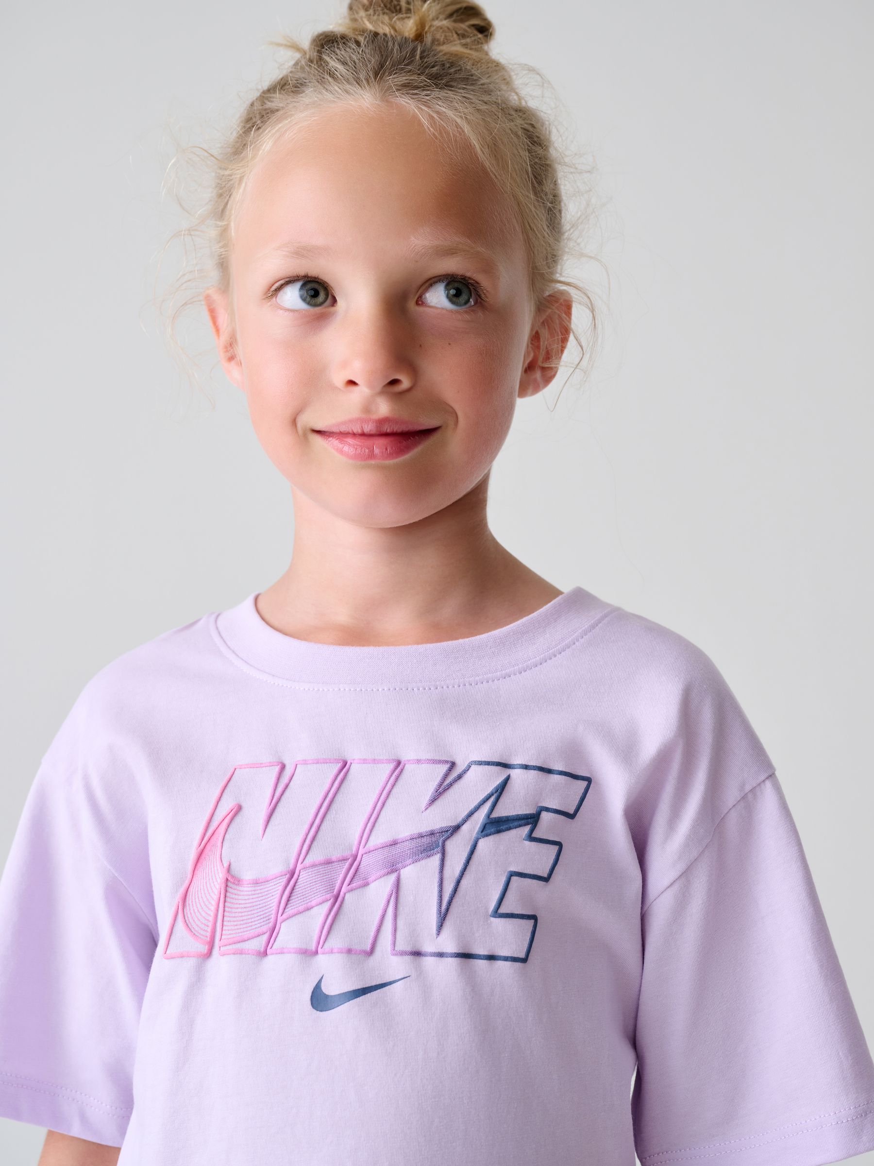 Blauw - Nike set van fietsshorts en T-shirt voor kleine kinderen