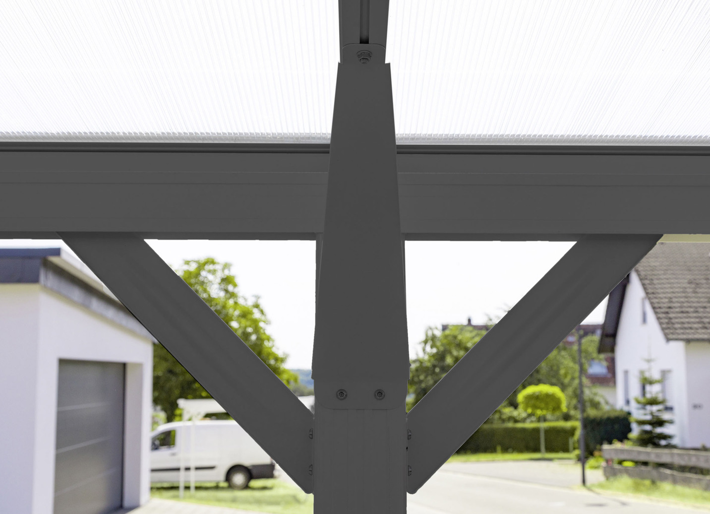 Carport mit Aluminium-Gestell