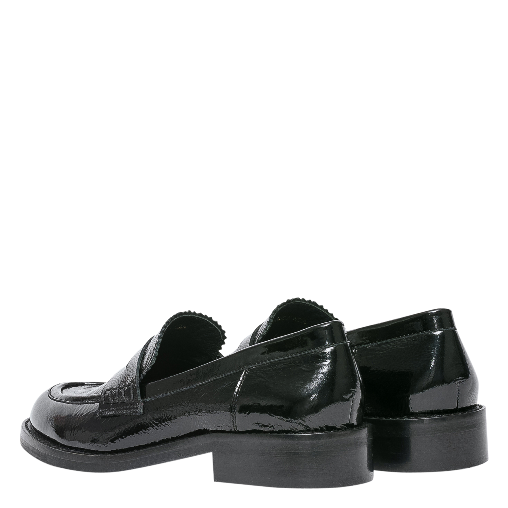 ALYCIA - Mocassins en cuir vernis | Noir