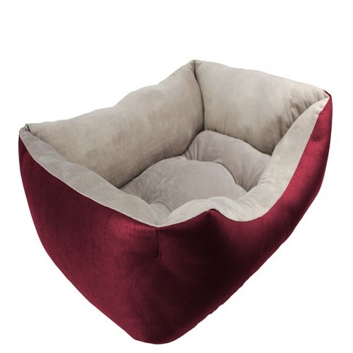 Cama para cães estofada e revestida em lã coral na cor bordô.