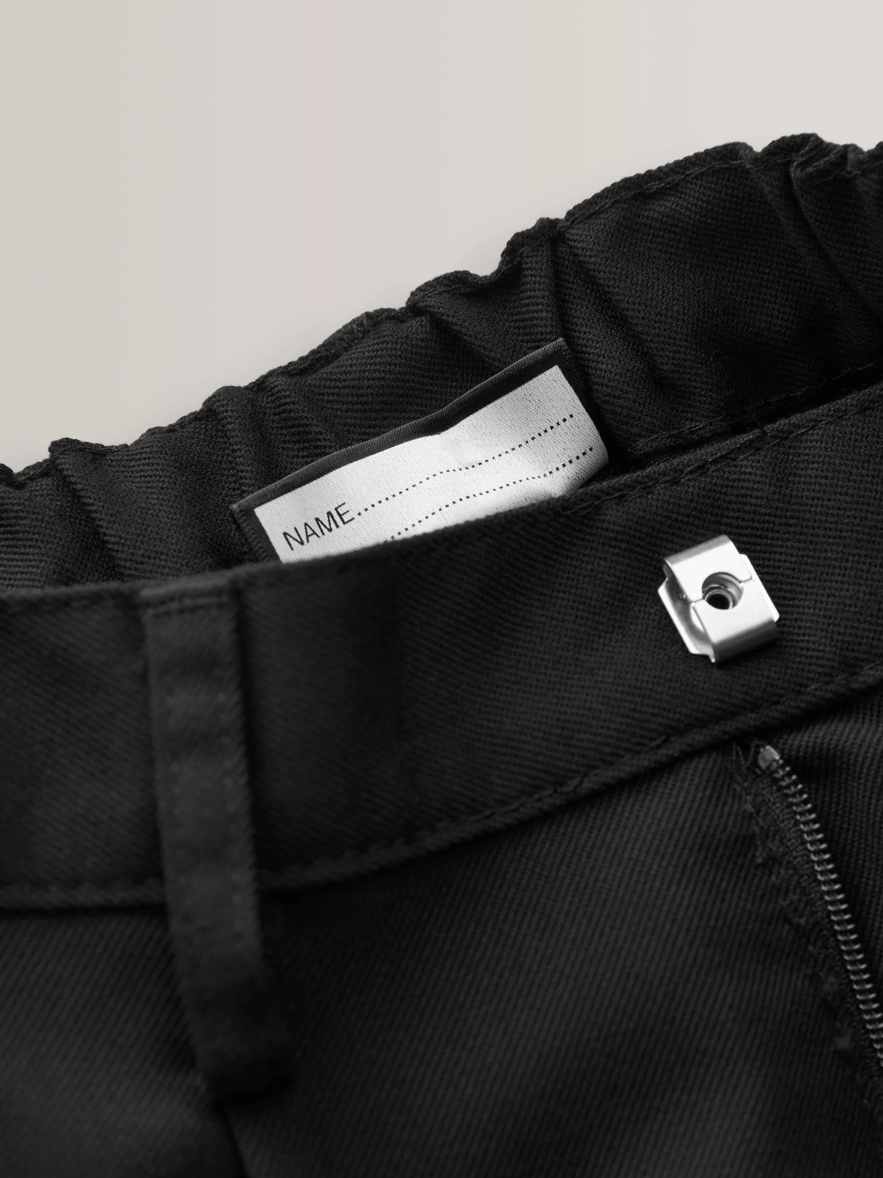 Zwart - Schoolbroek met geplooide voorkant (3-17 jr)