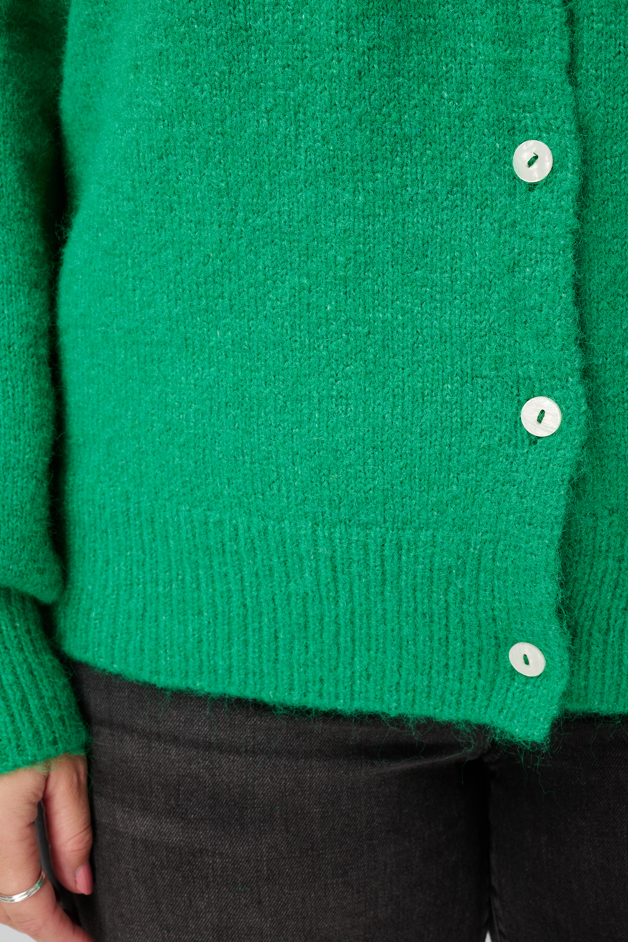 Fijn gebreid vest met knoopsluiting Fel groen