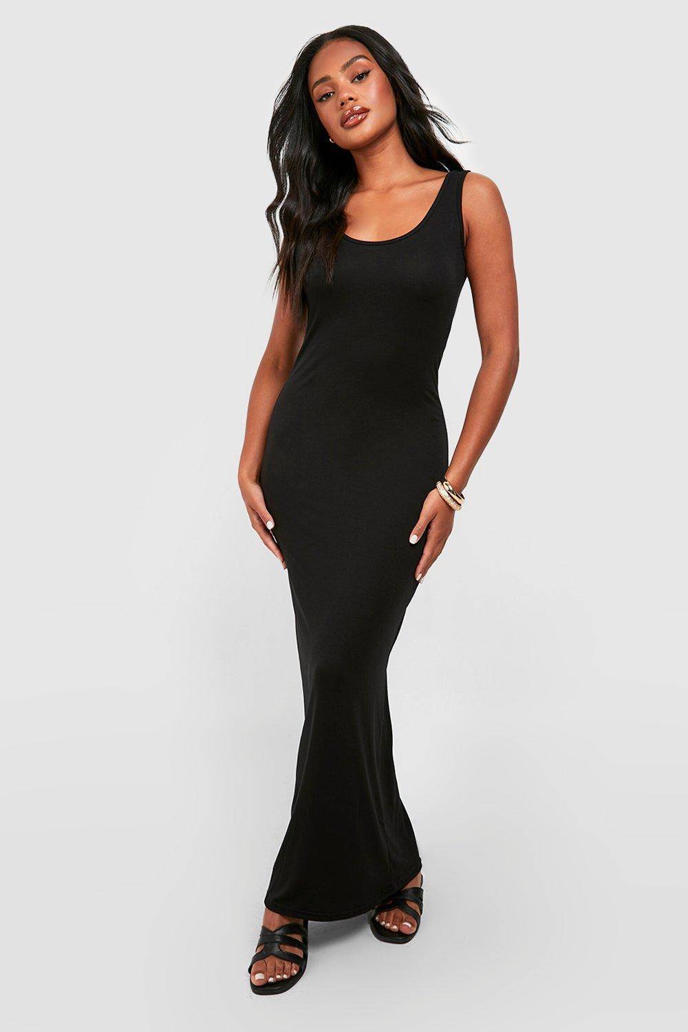 boohoo Robe Longue Basique À Encolure Dégagée Petite