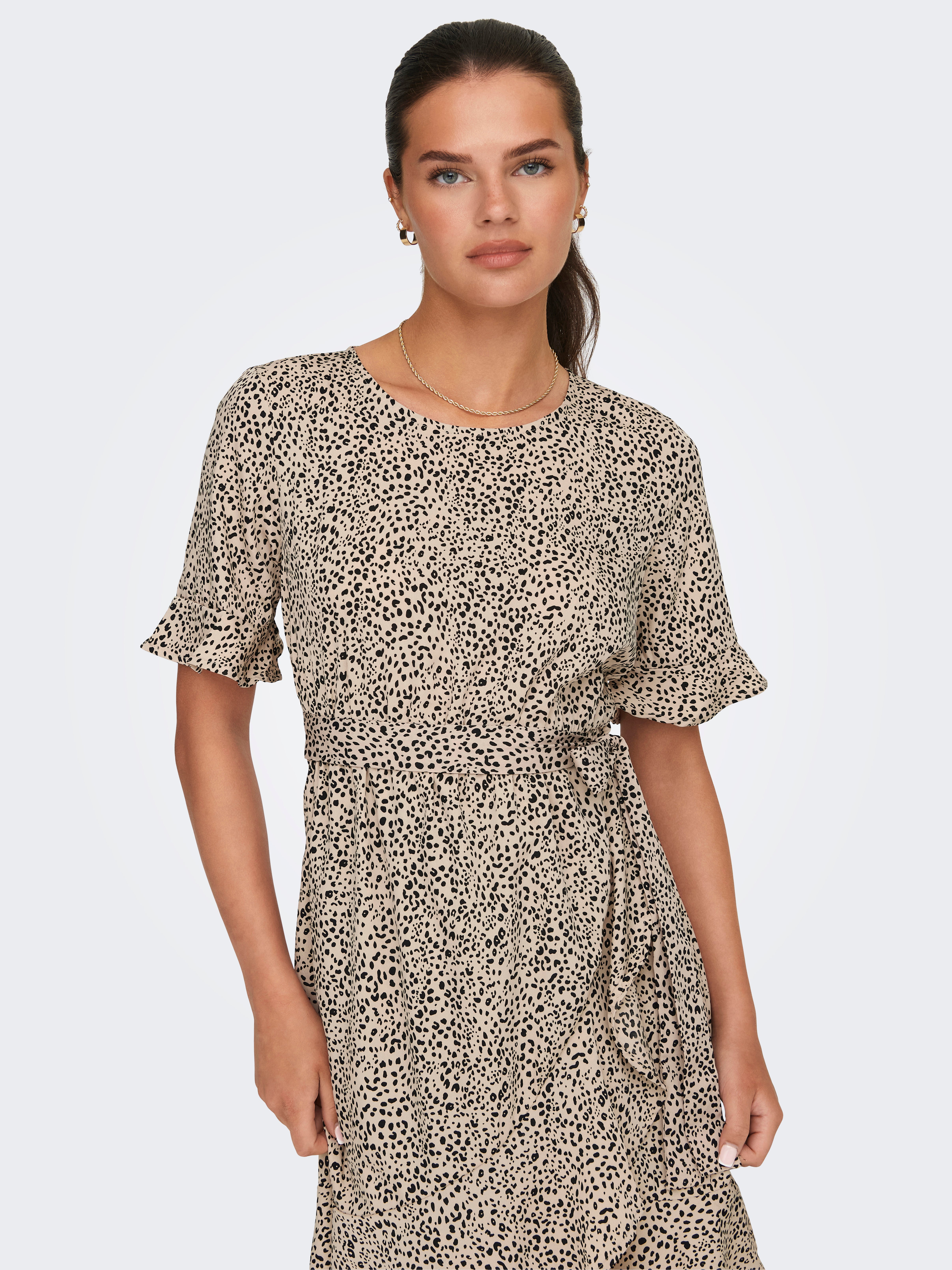 ONLNEW Kurzes Kleid Silver Mink