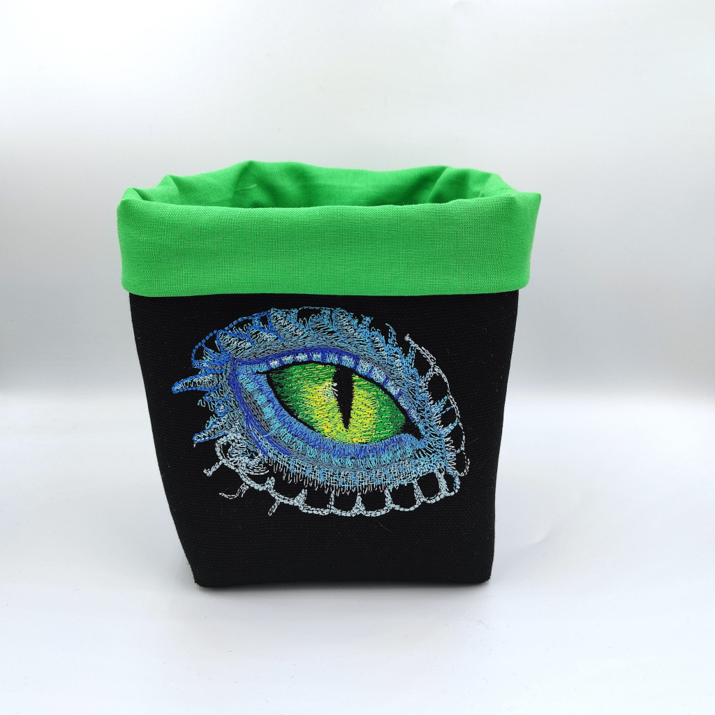 Bourse à dés carrée noire et vert clair - motif oeil de dragon