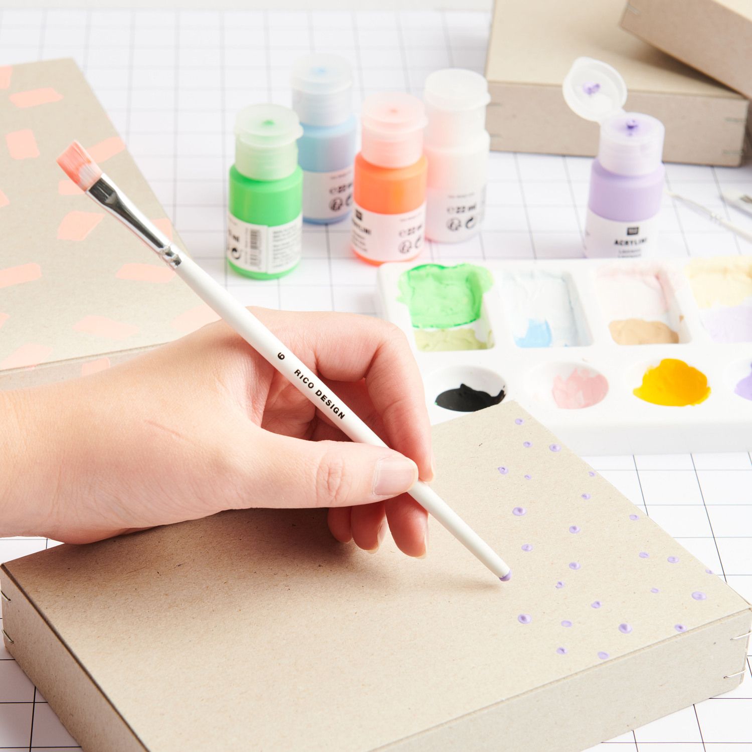 Acryl-Farben ACRYLINI (12x22ml) in power colours