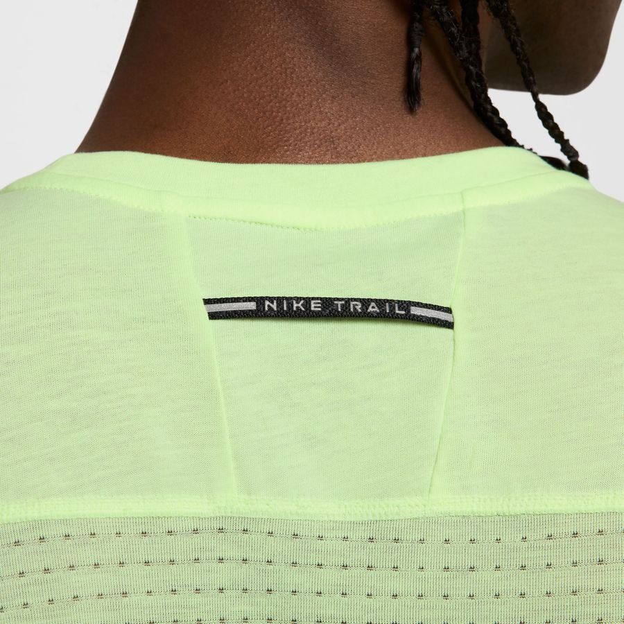 Nike T-shirt Running Dri-FIT ADV Solar Chase - Jaune Fluo/Noir