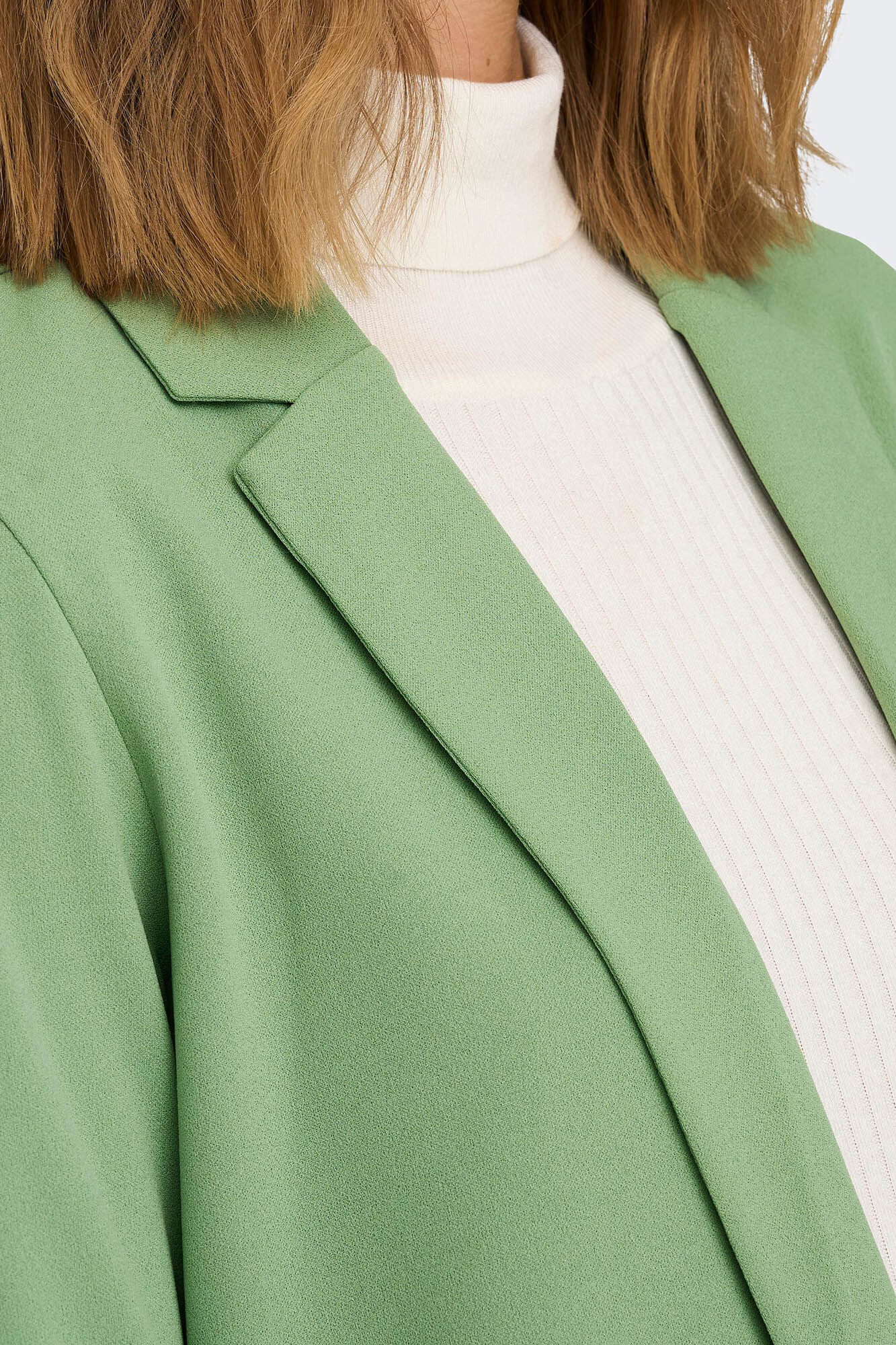 Blazer fluido com mangas compridas