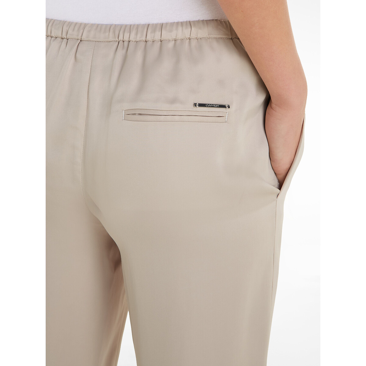 CALVIN KLEIN<br>Calças largas de cetim
