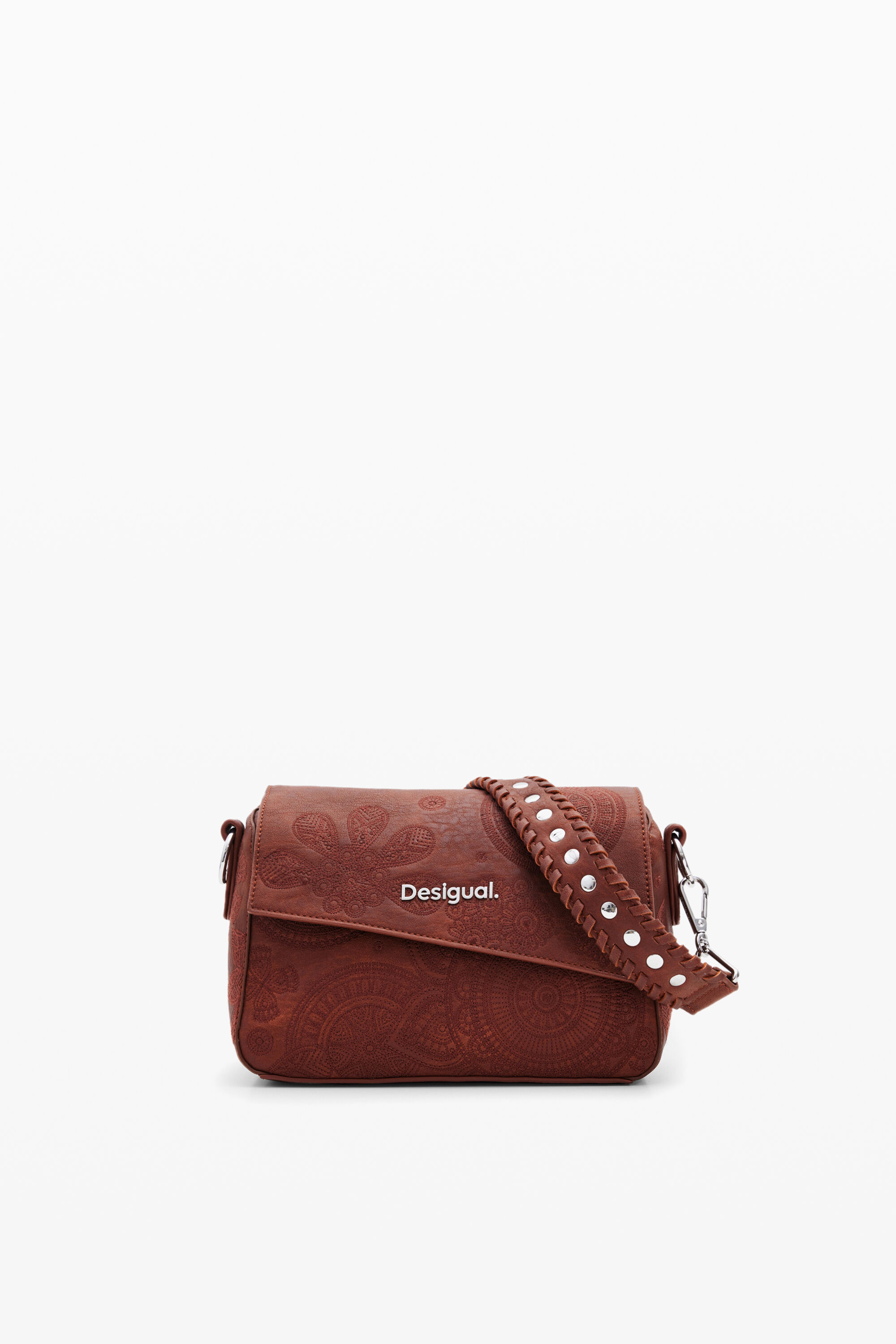 Bolsa de mão bordada em formato de S