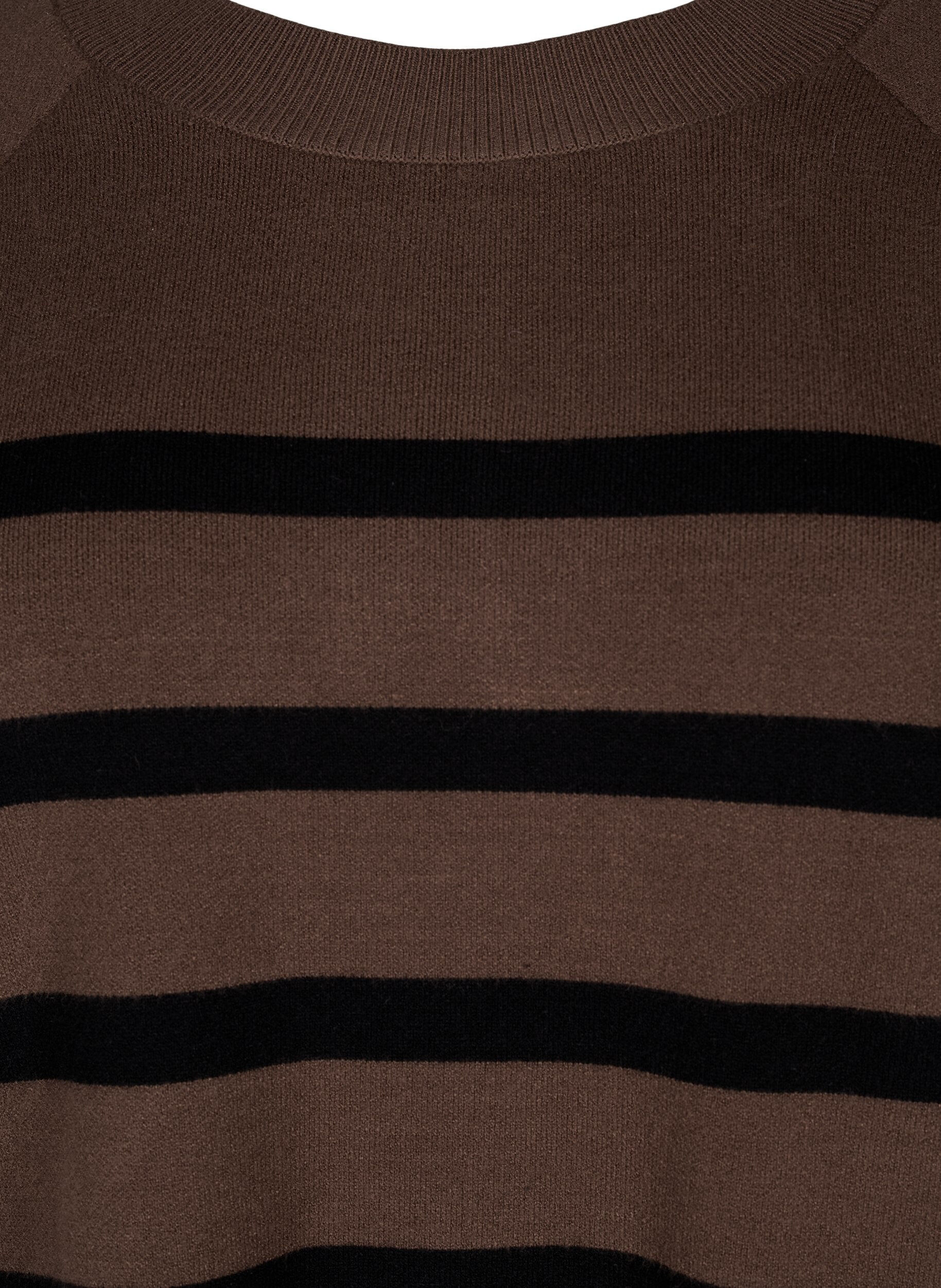 Stribet strikbluse med rund hals