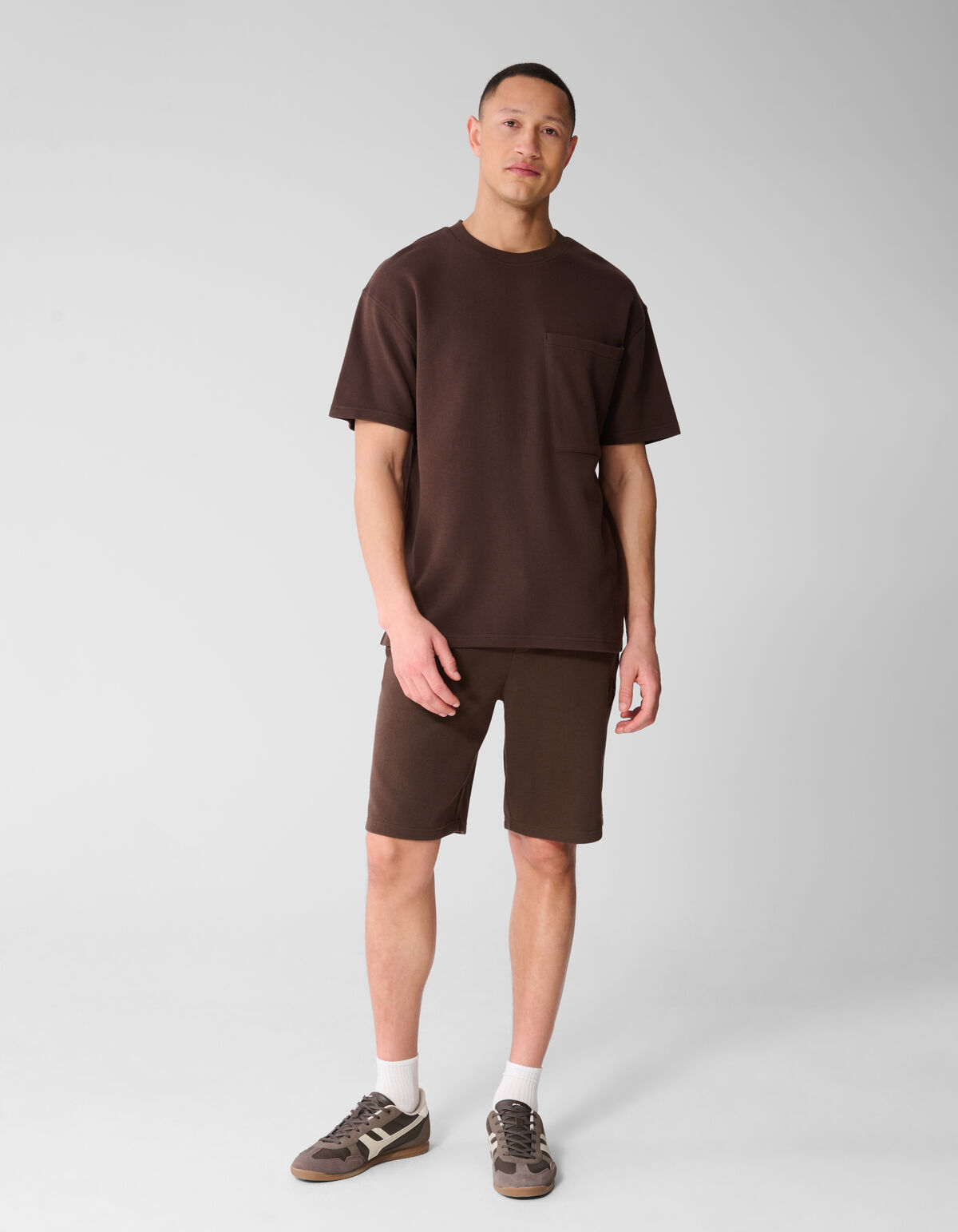 Cord Pocket T-shirt Donkerbruin