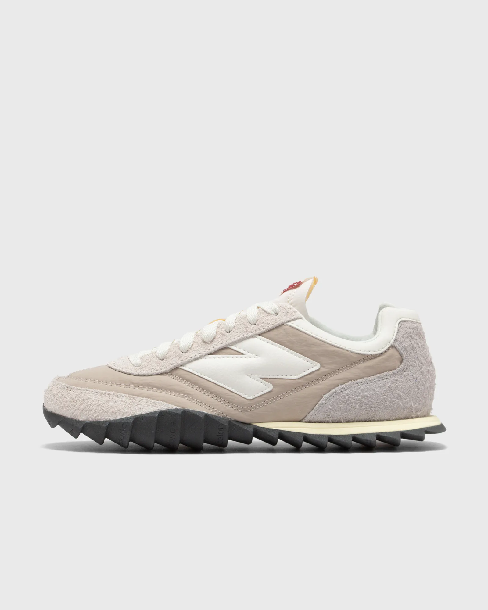 New Balance URC30V1