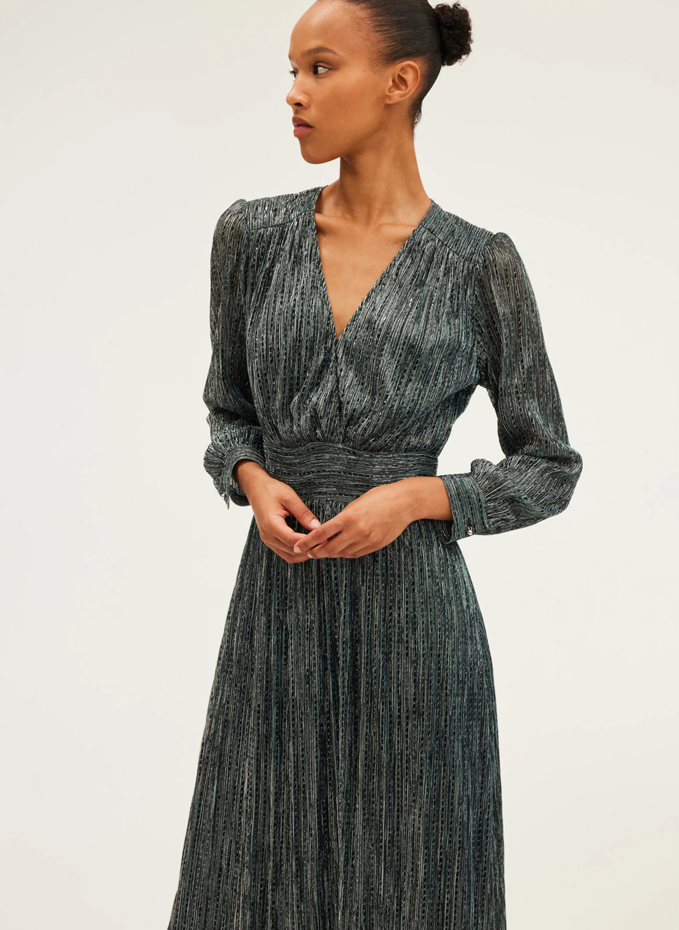 SANYA - Robe longue avec fils métallisés | Bleu