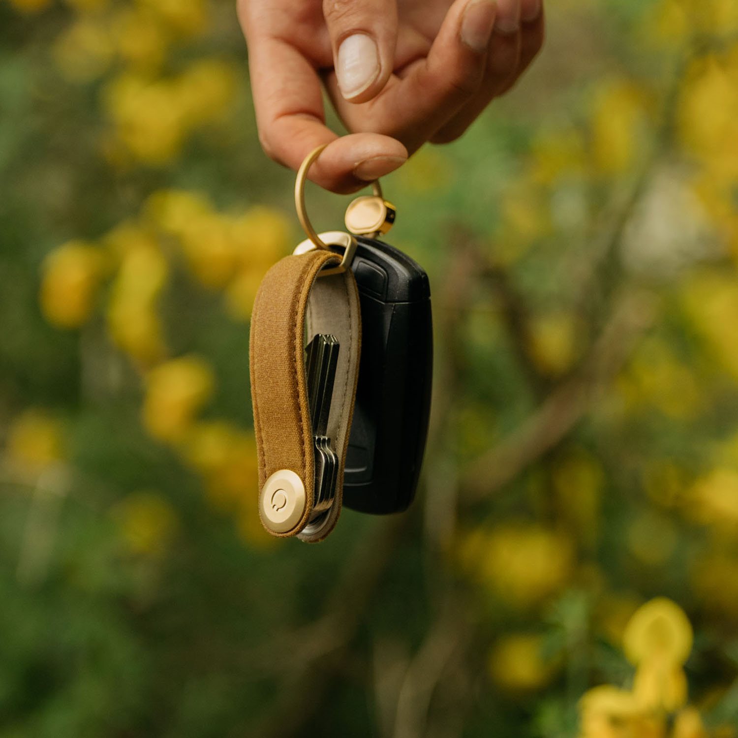 Orbitkey 2.0 Waxed Canvas Keyholder golden sand