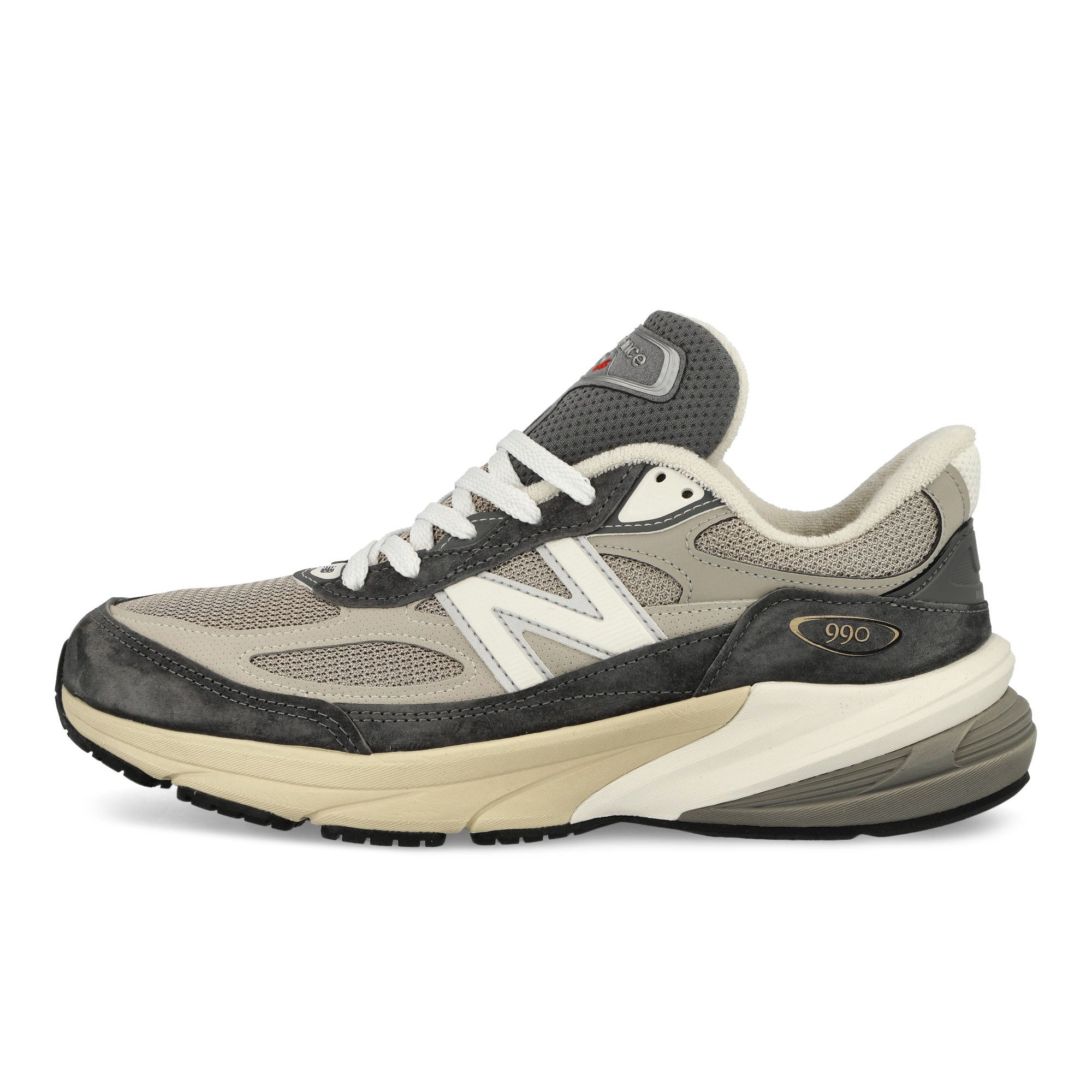 New Balance<br>U990GR6