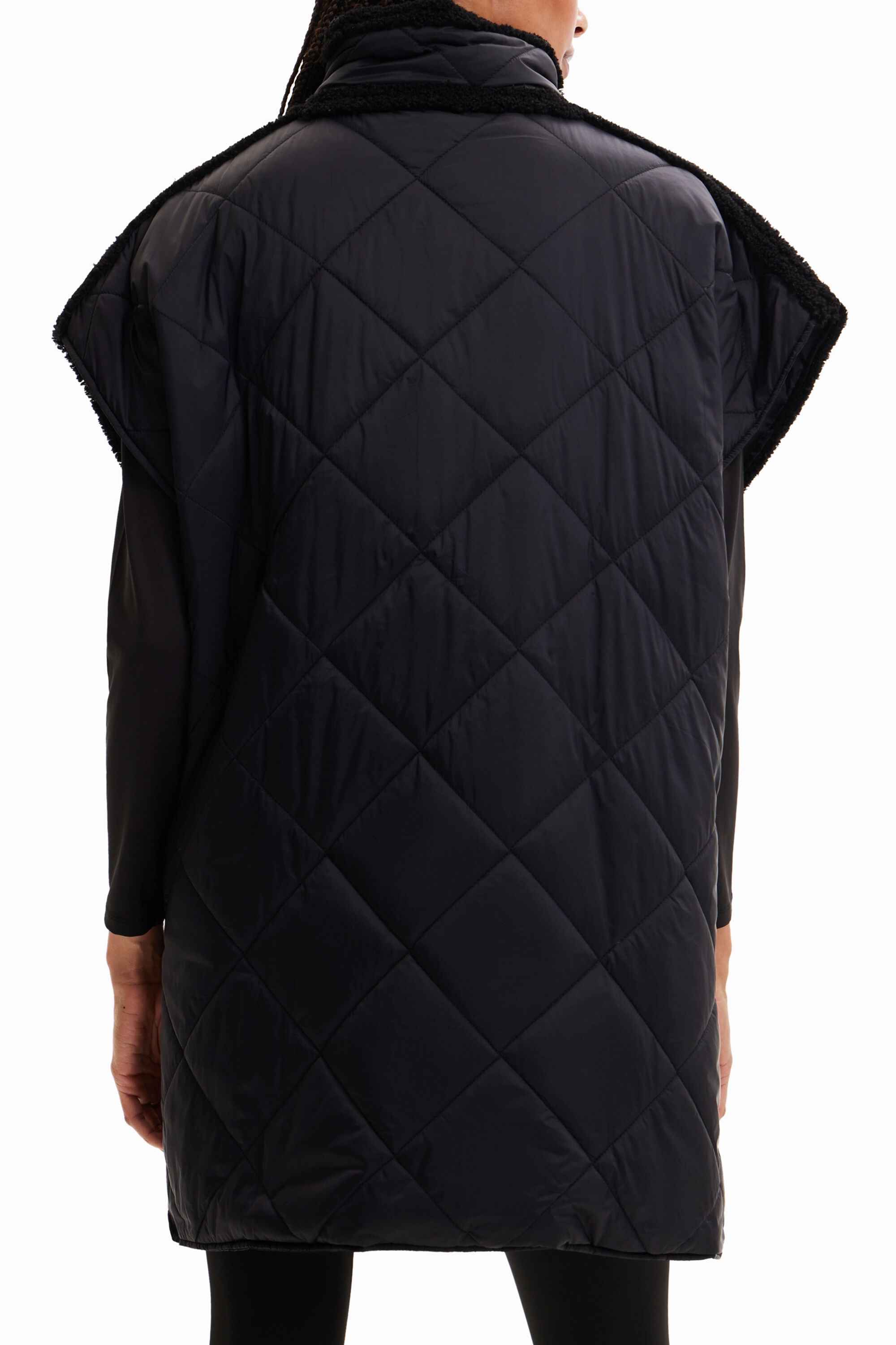 Poncho multifuncional com patches