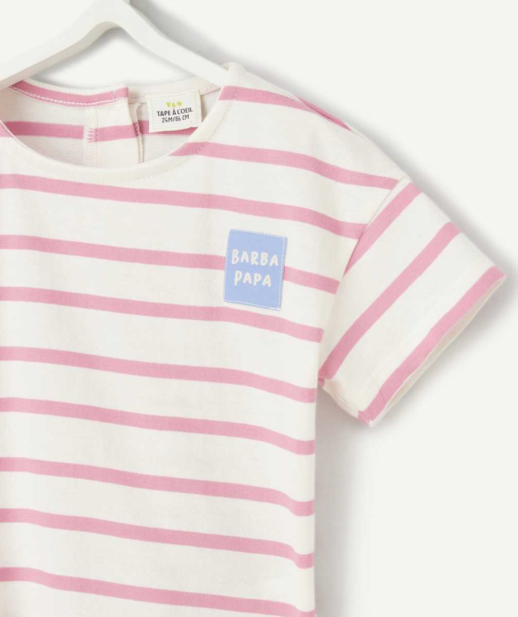 T-SHIRT BÉBÉ FILLE EN COTON BIO RAYÉ ROSE AVEC PATCH BLEU