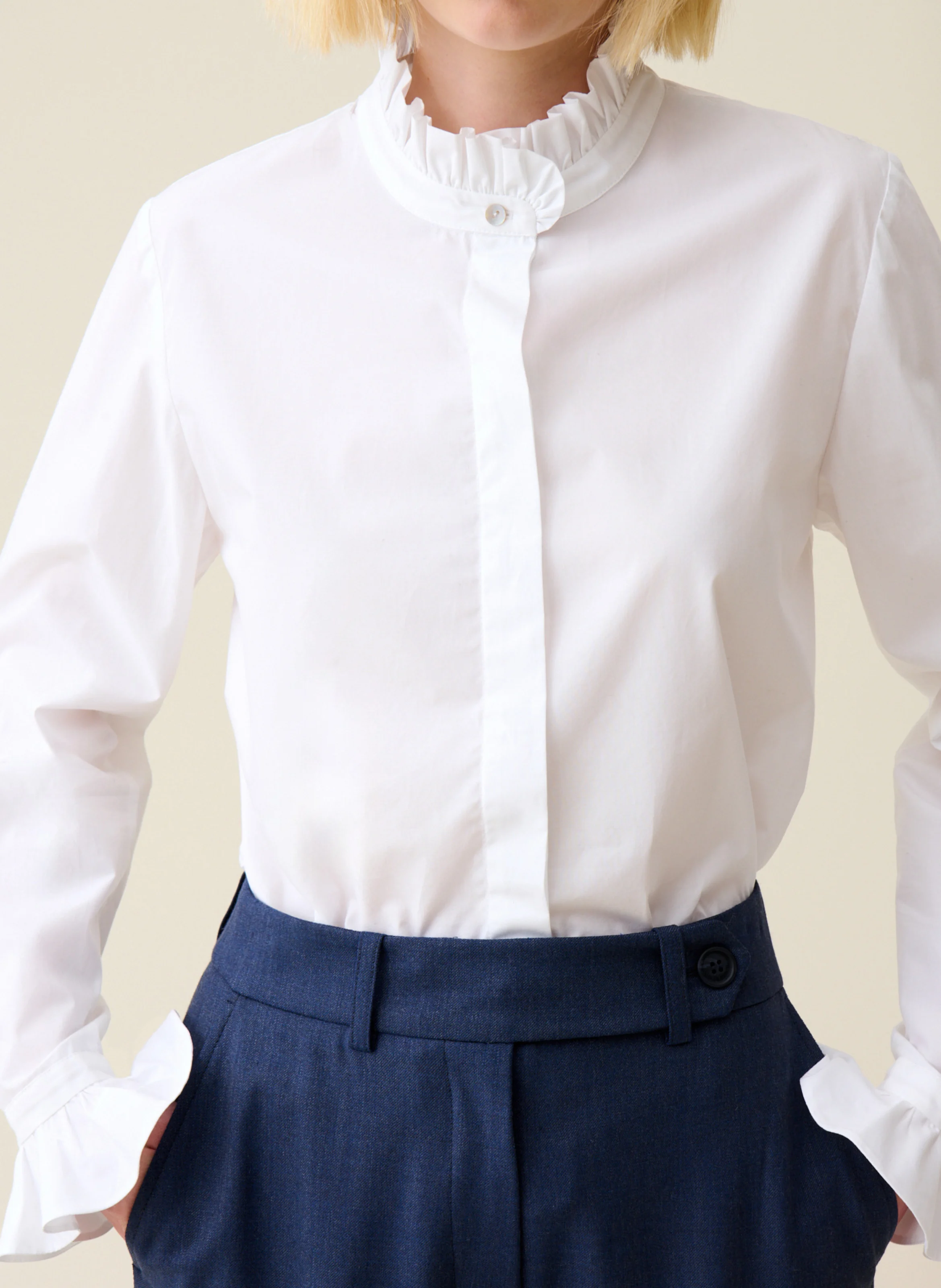 Chemise col victorien droite en coton| Blanc