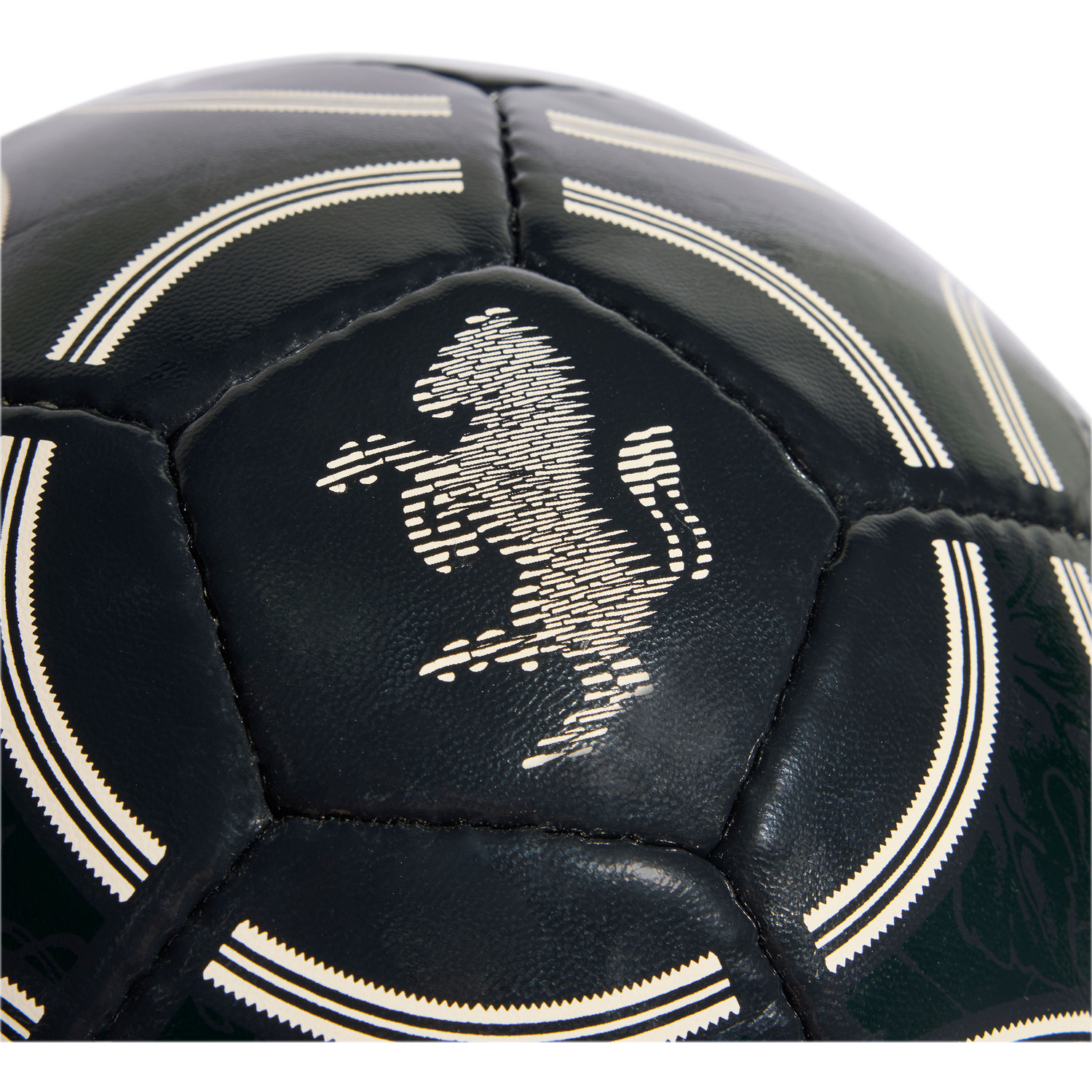 adidas Juventus Club Bal - Maat 5