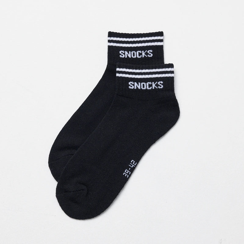 Retro Sneaker Socken aus Bio-Baumwolle Schwarz-Weiß (Streifen)