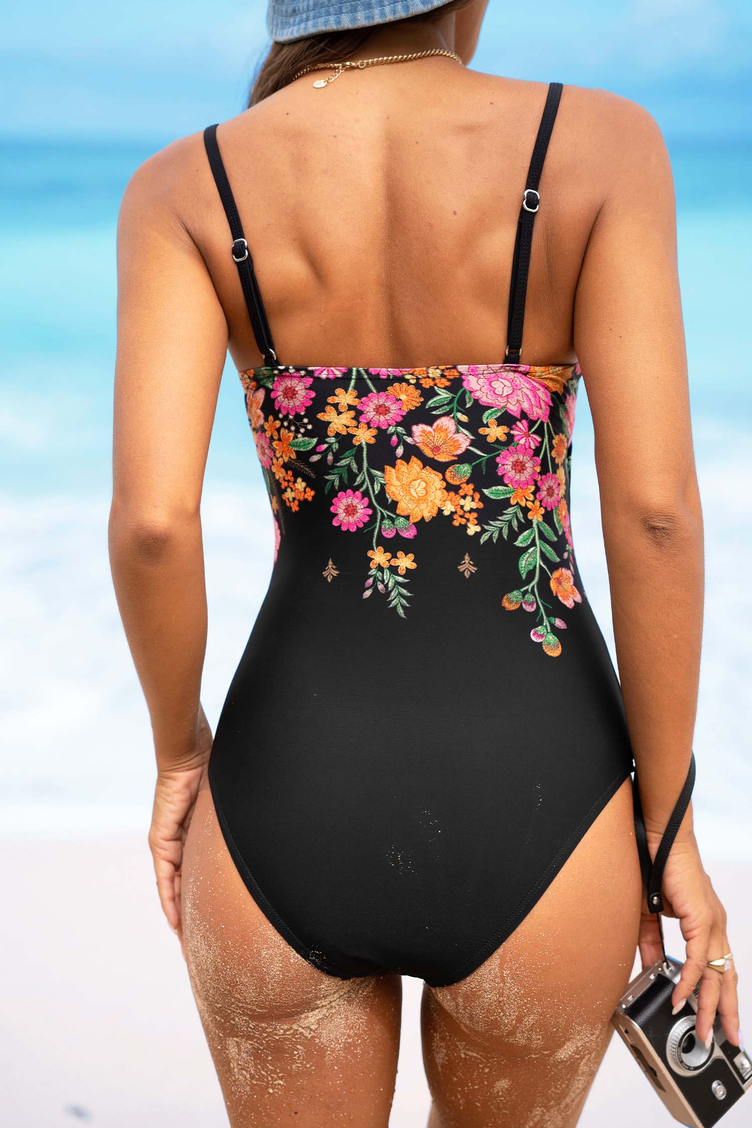Maillot de bain une pièce avec col carré à fleurs noir
